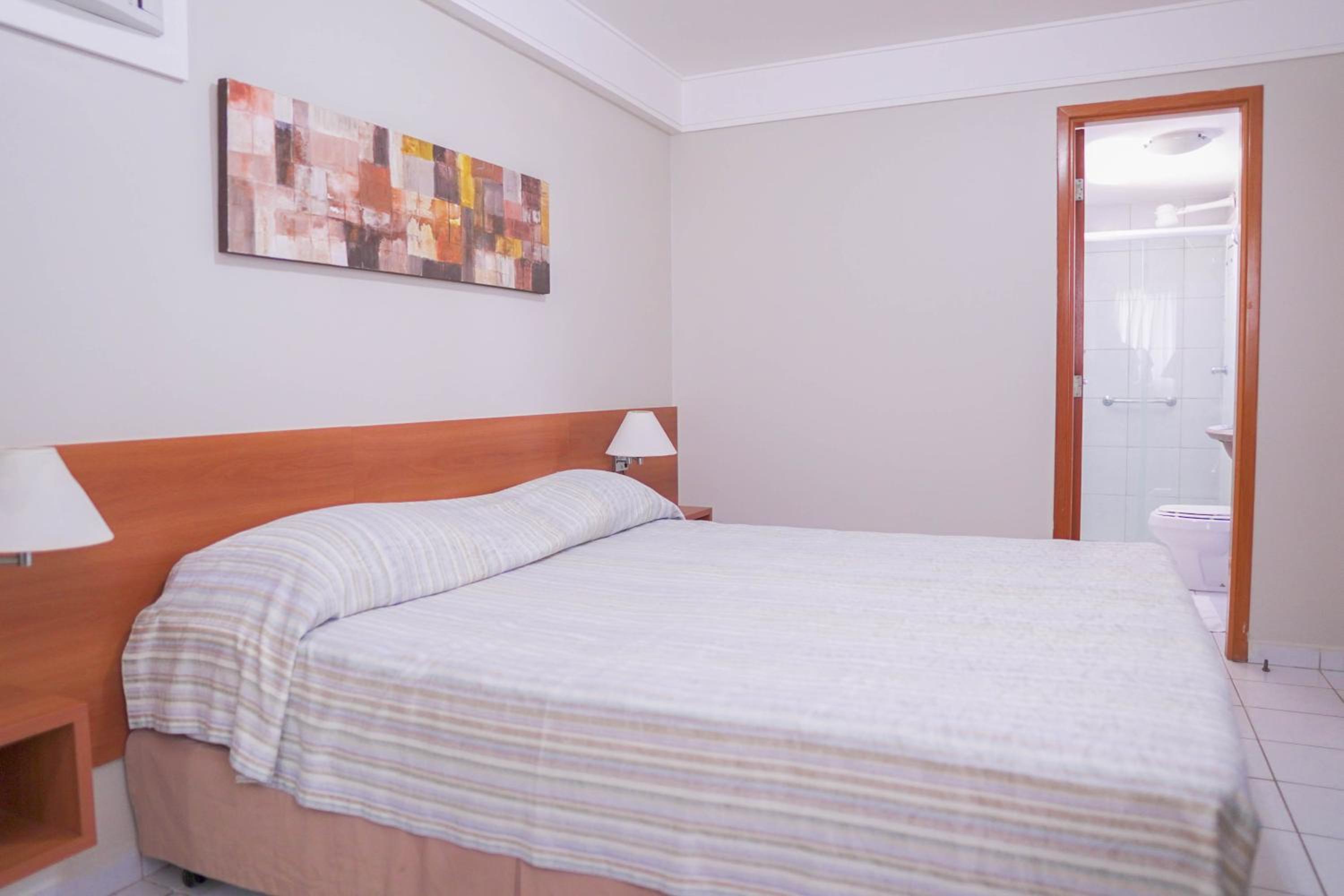 LINDO APARTAMENTO COM VISTA - PRAIA DE PONTANEGRA