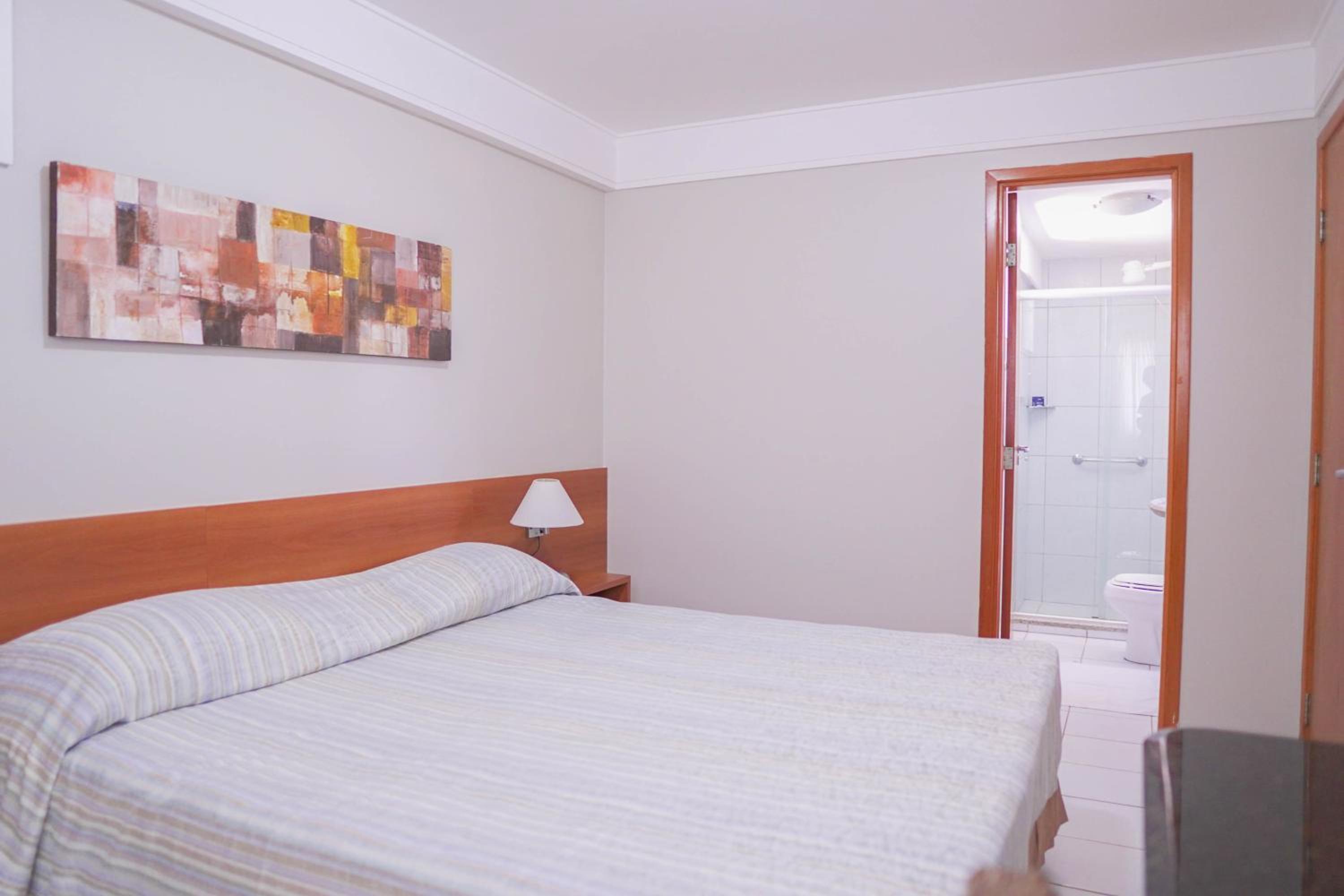 LINDO APARTAMENTO COM VISTA - PRAIA DE PONTANEGRA
