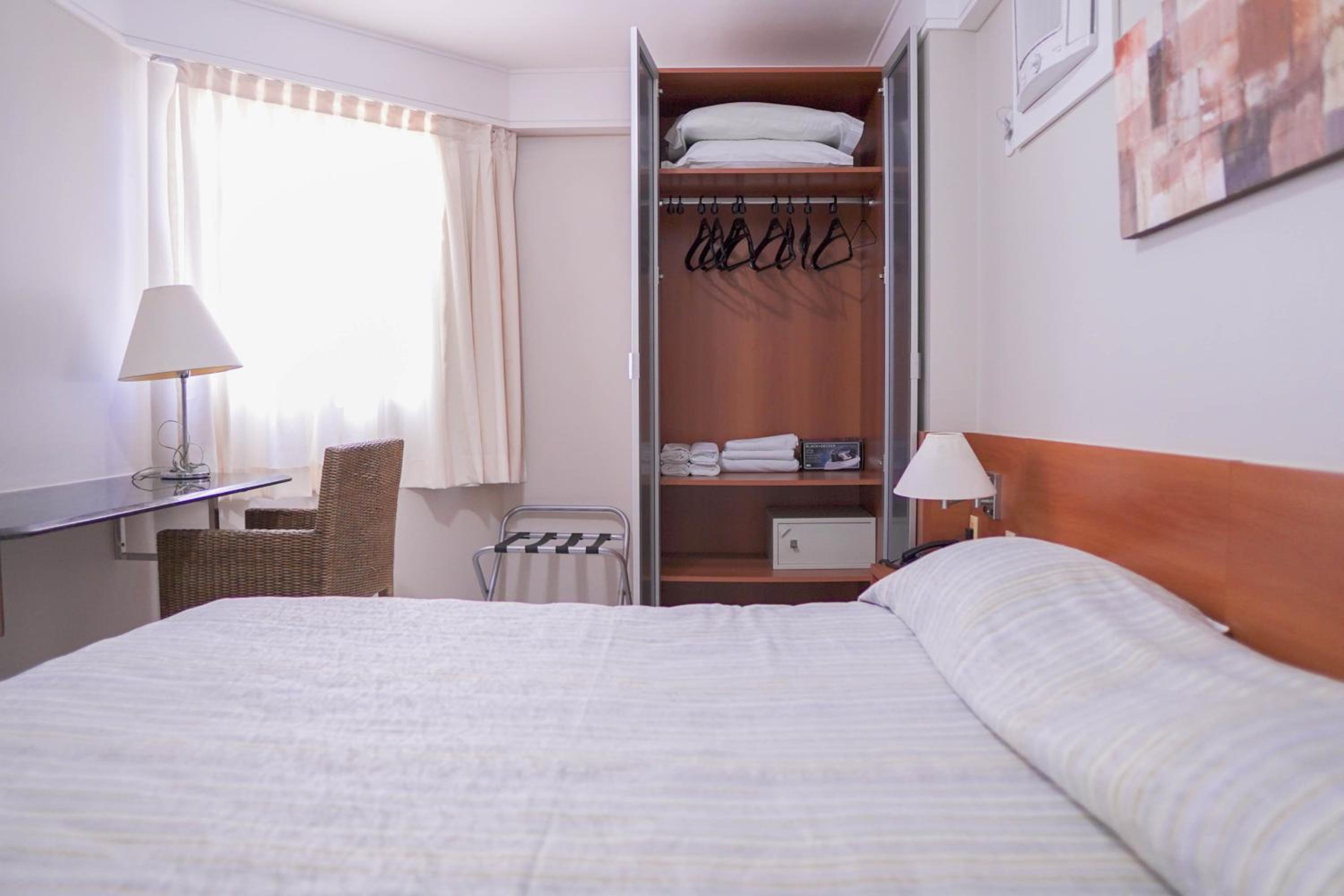 LINDO APARTAMENTO COM VISTA - PRAIA DE PONTANEGRA