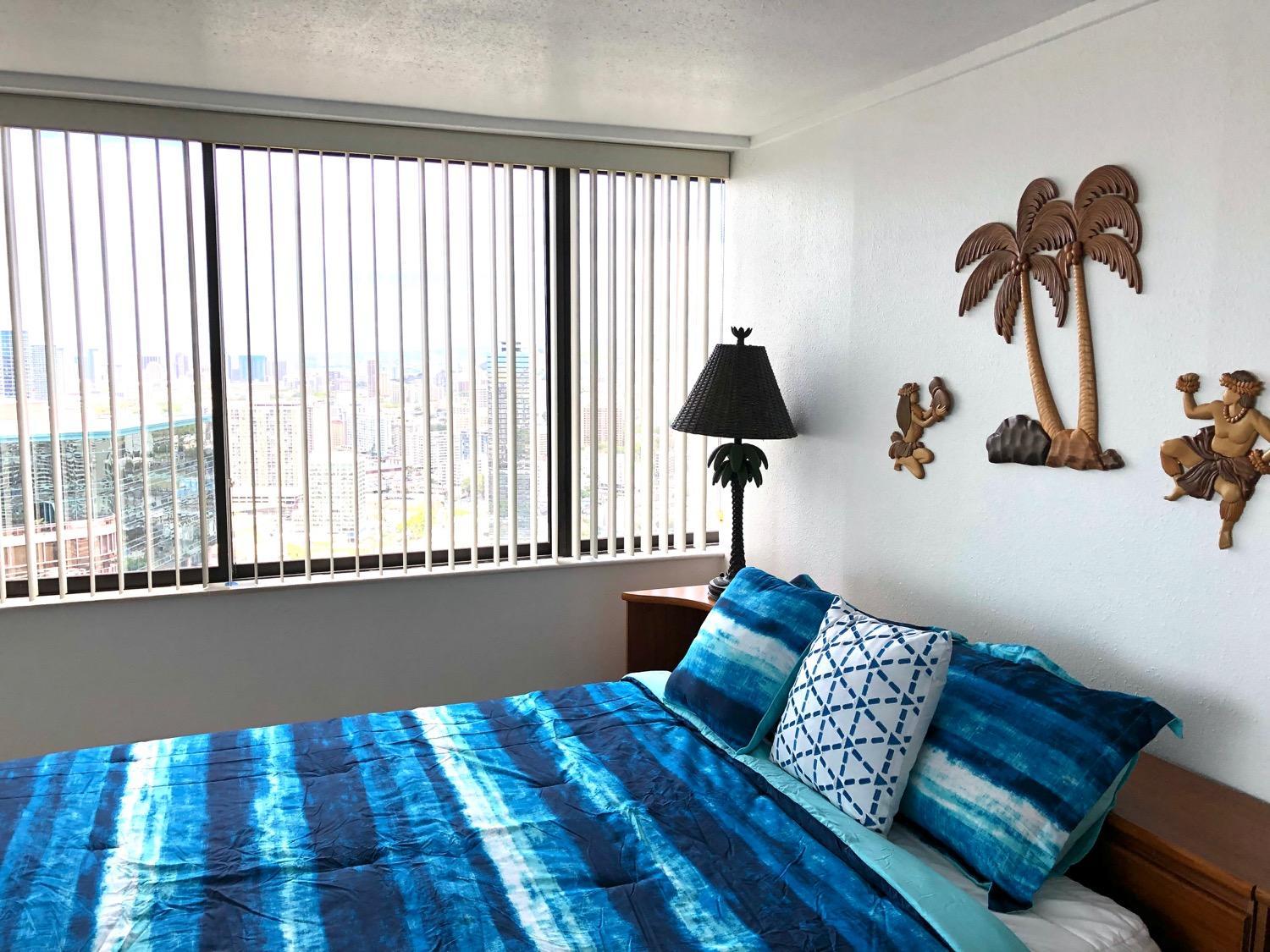 Hawaiian Monarch Penthouse 3bedroom view 5