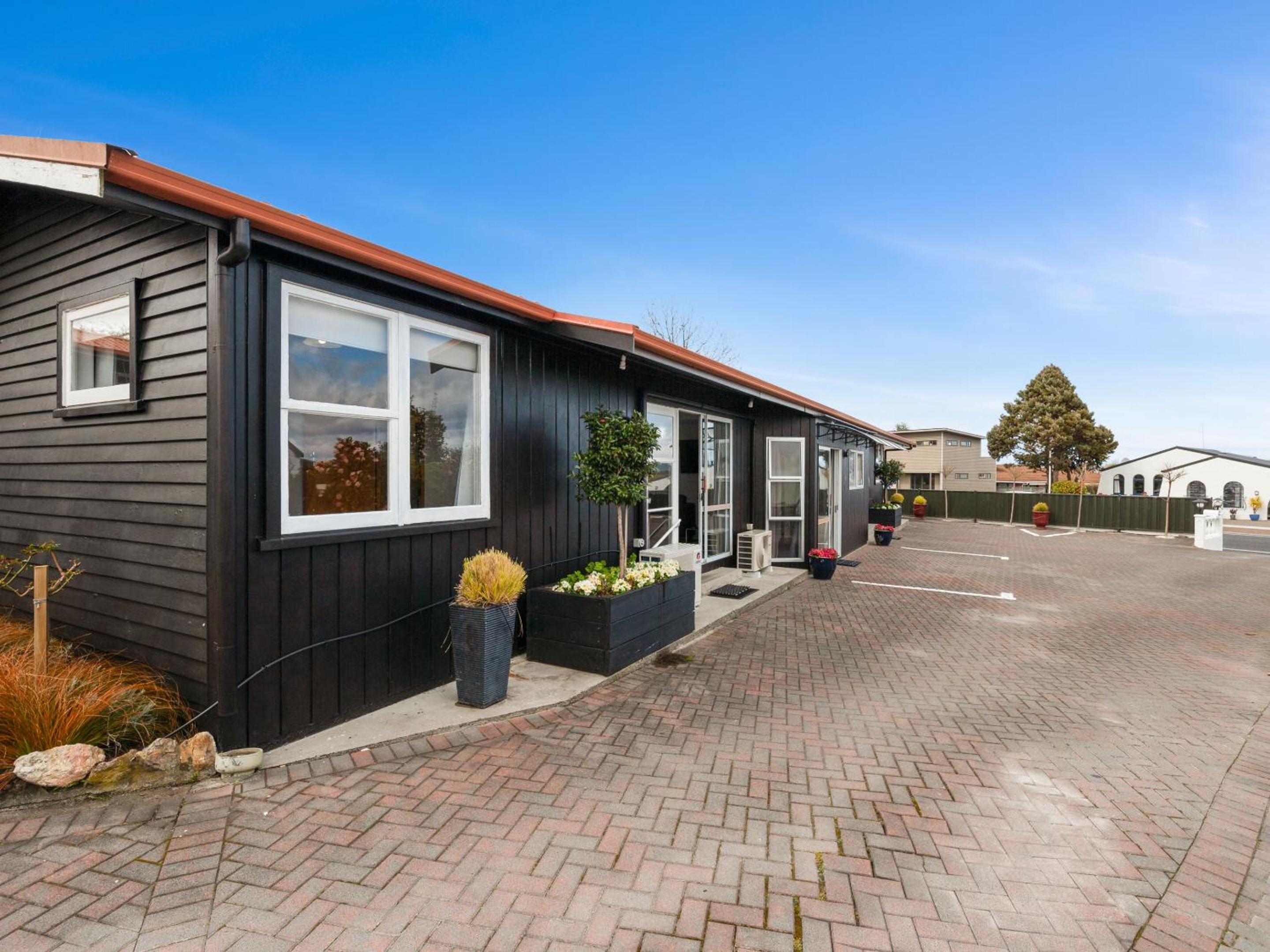 Dunrovin Motel