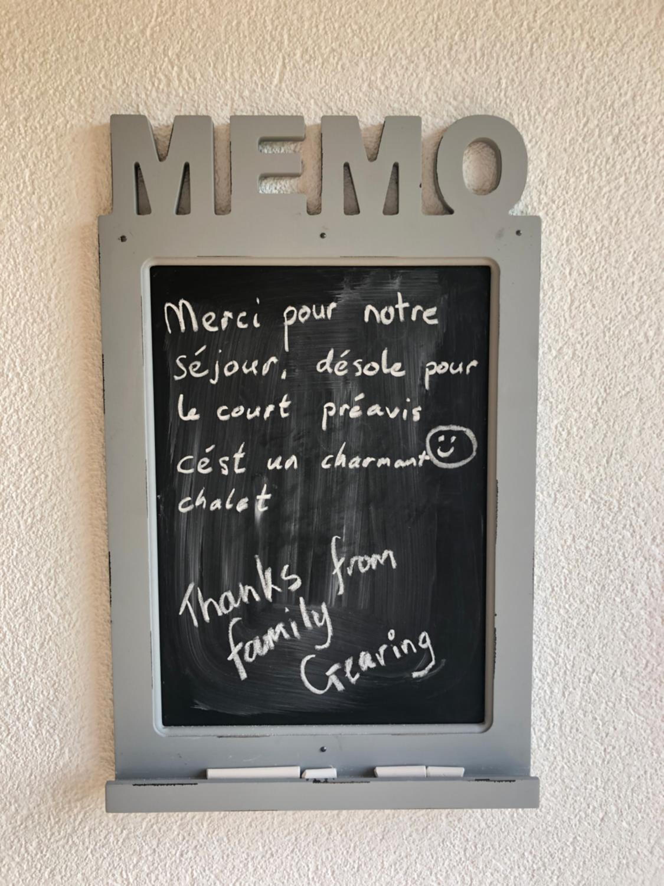 Les Moucherons