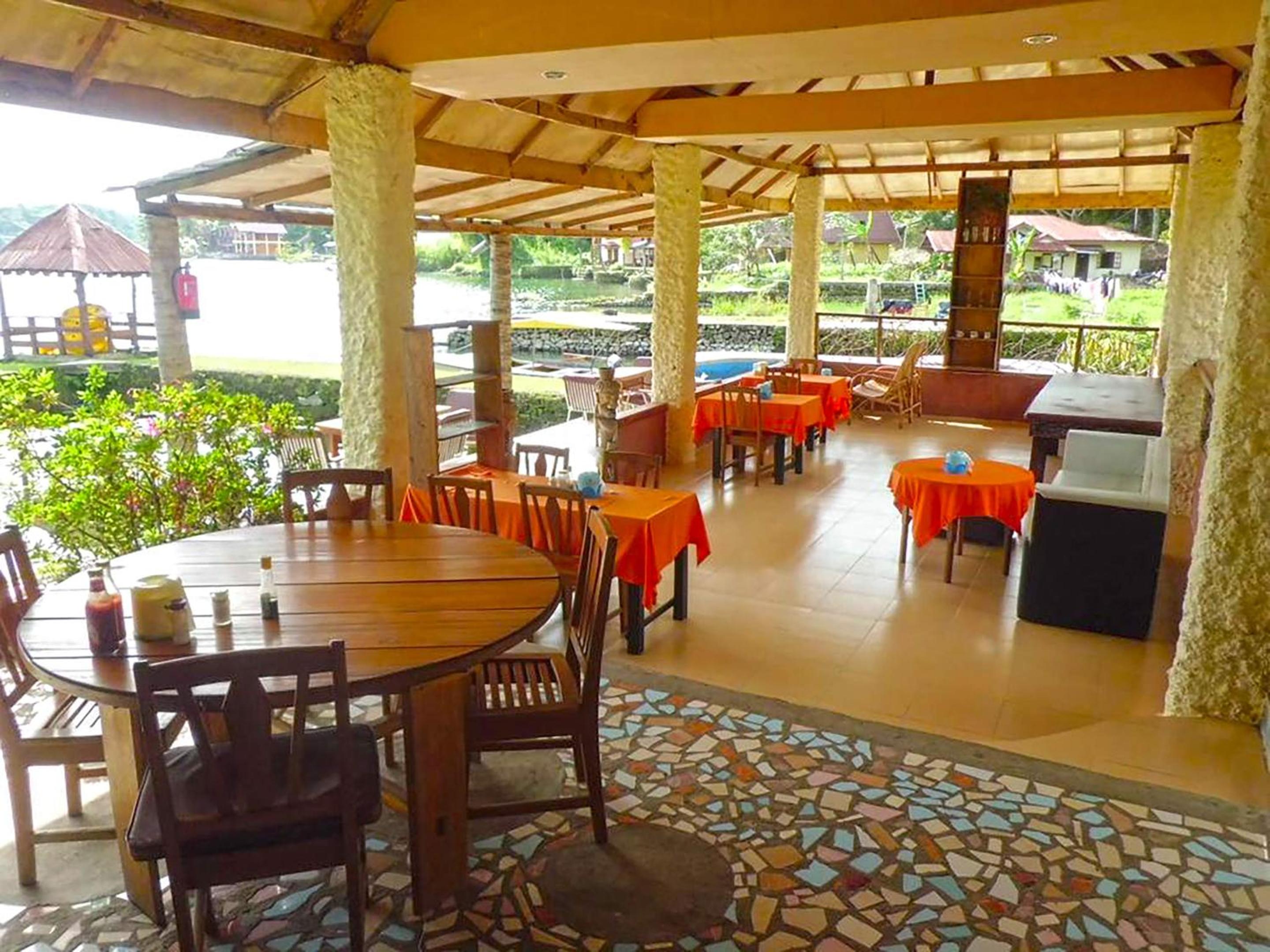 Tuk Tuk Timbul Bungalows view 5