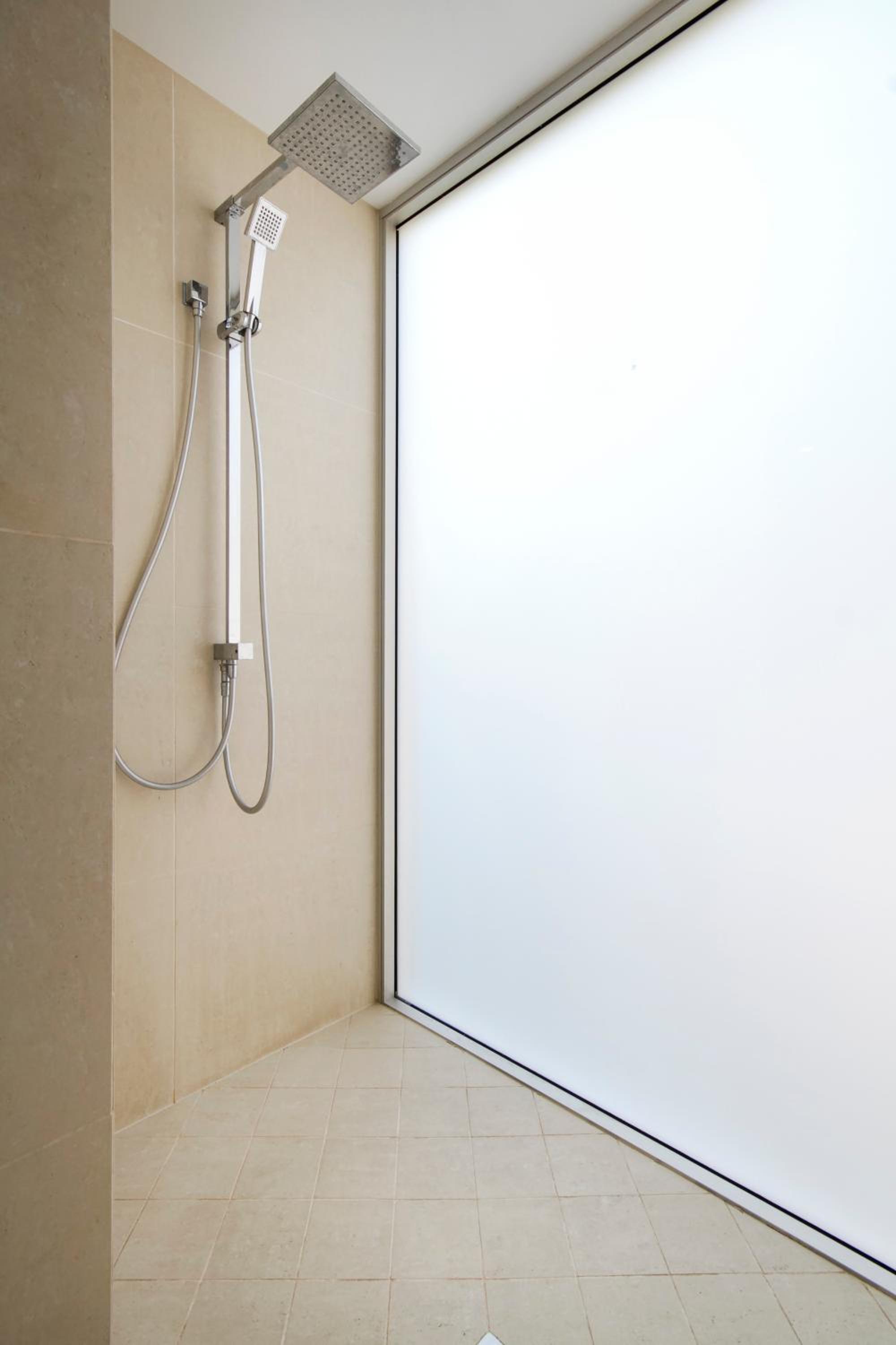 Stunning Views, Private Pool Near Hastings St