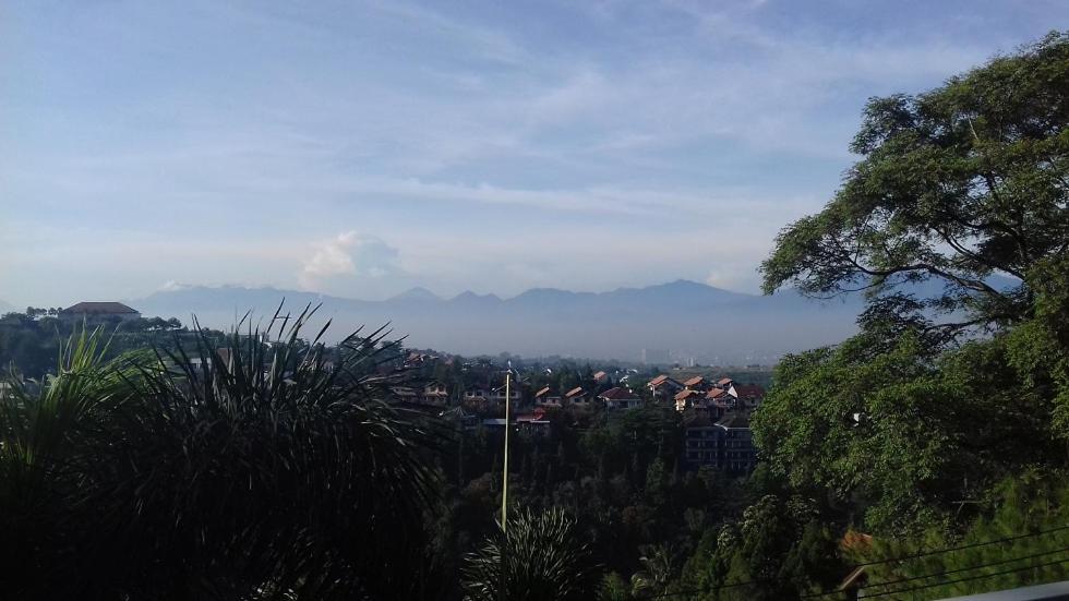 Villa D 14 dago bandung view 5