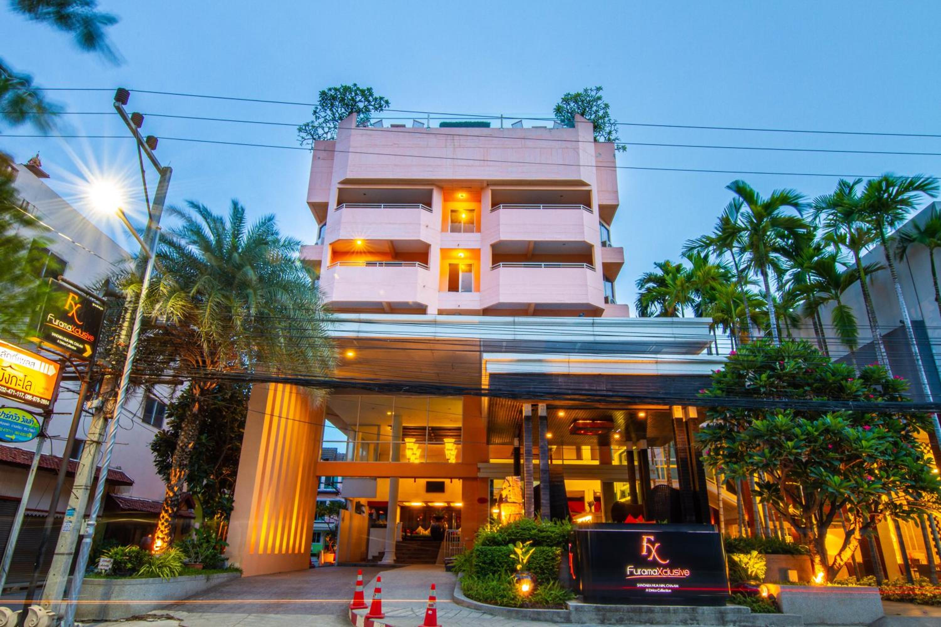 Hotel FuramaXclusive Sandara Hua Hin at Cha-am Beach - Image 1