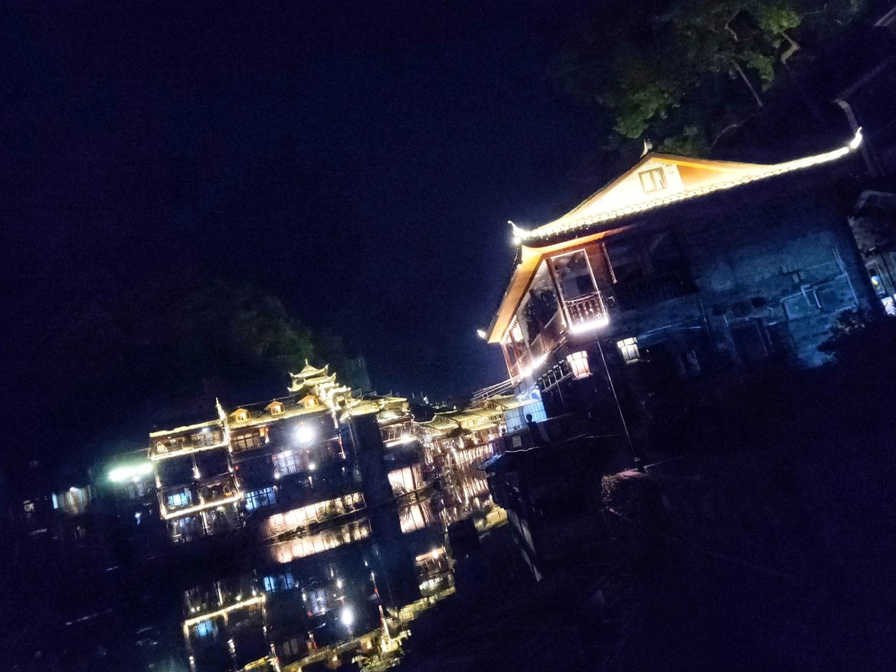 Phoenix Fuyuan Villa Riverside Hotel