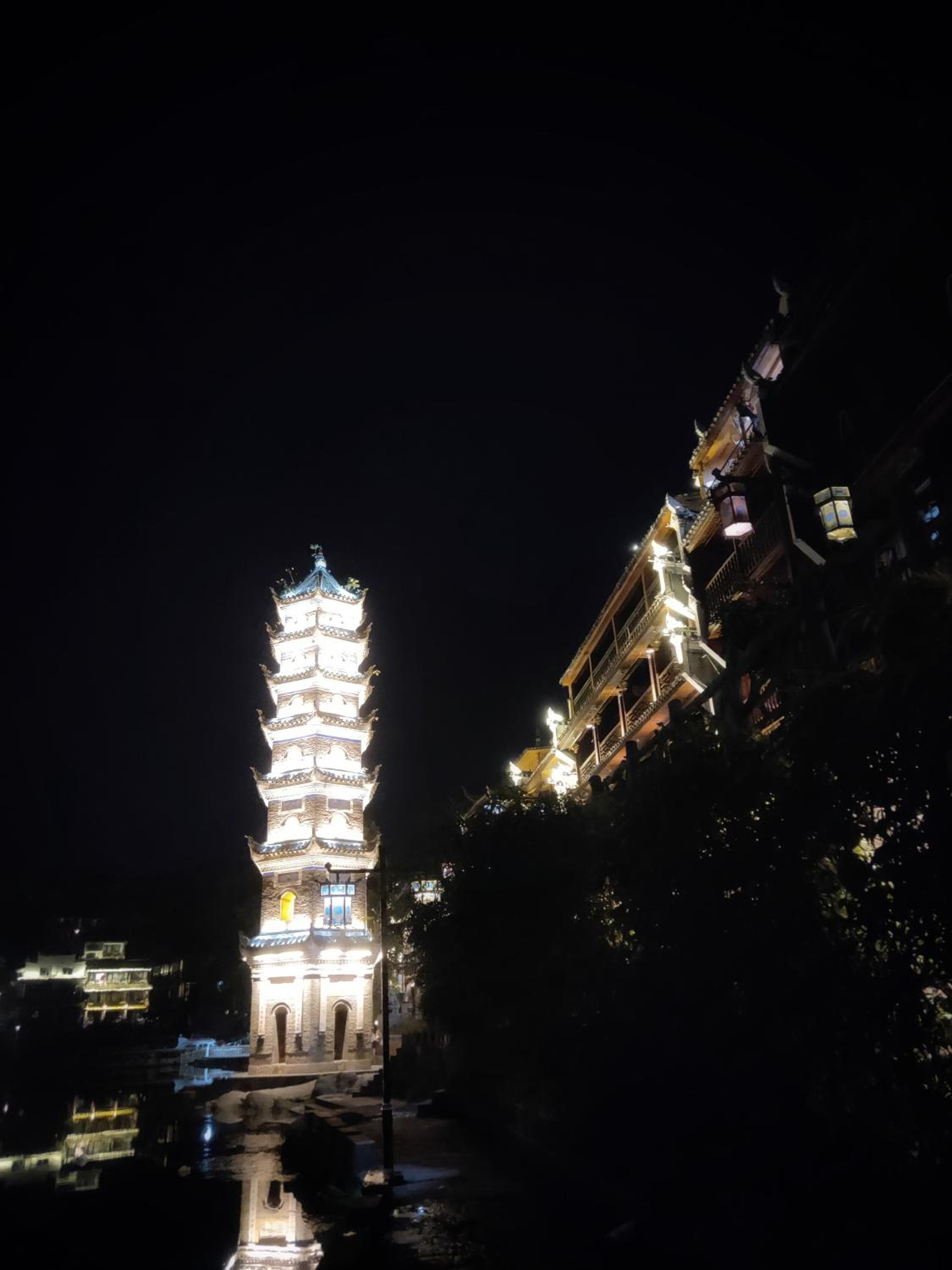 Phoenix Fuyuan Villa Riverside Hotel