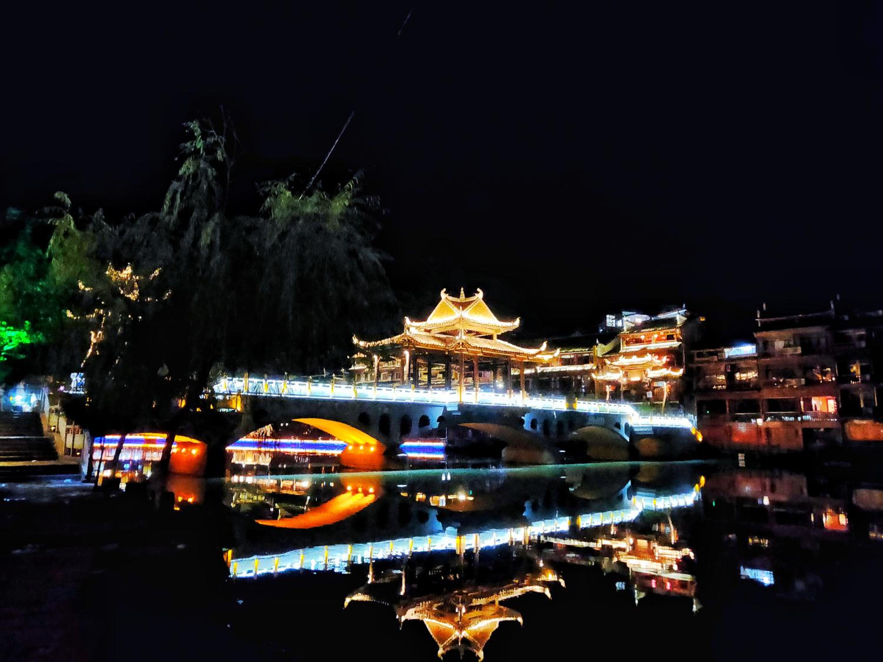 Phoenix Fuyuan Villa Riverside Hotel
