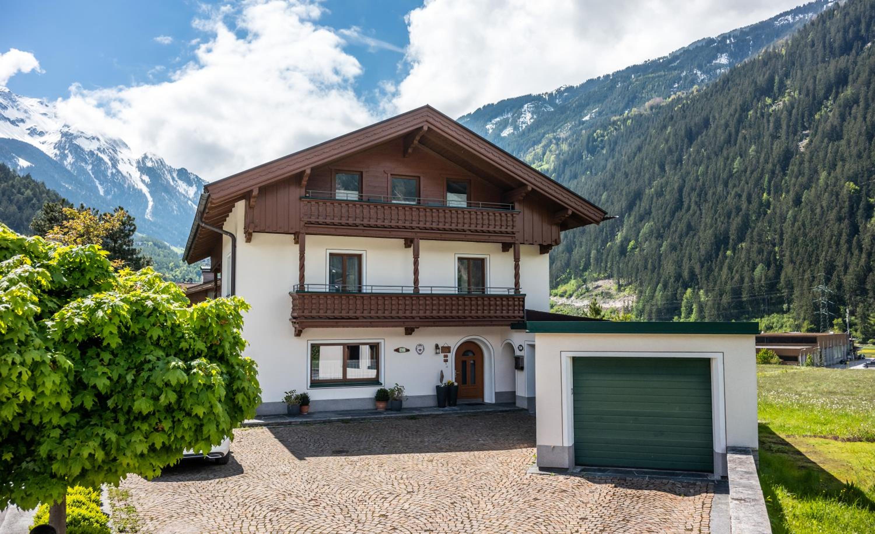 Landhaus Tyrol view 3