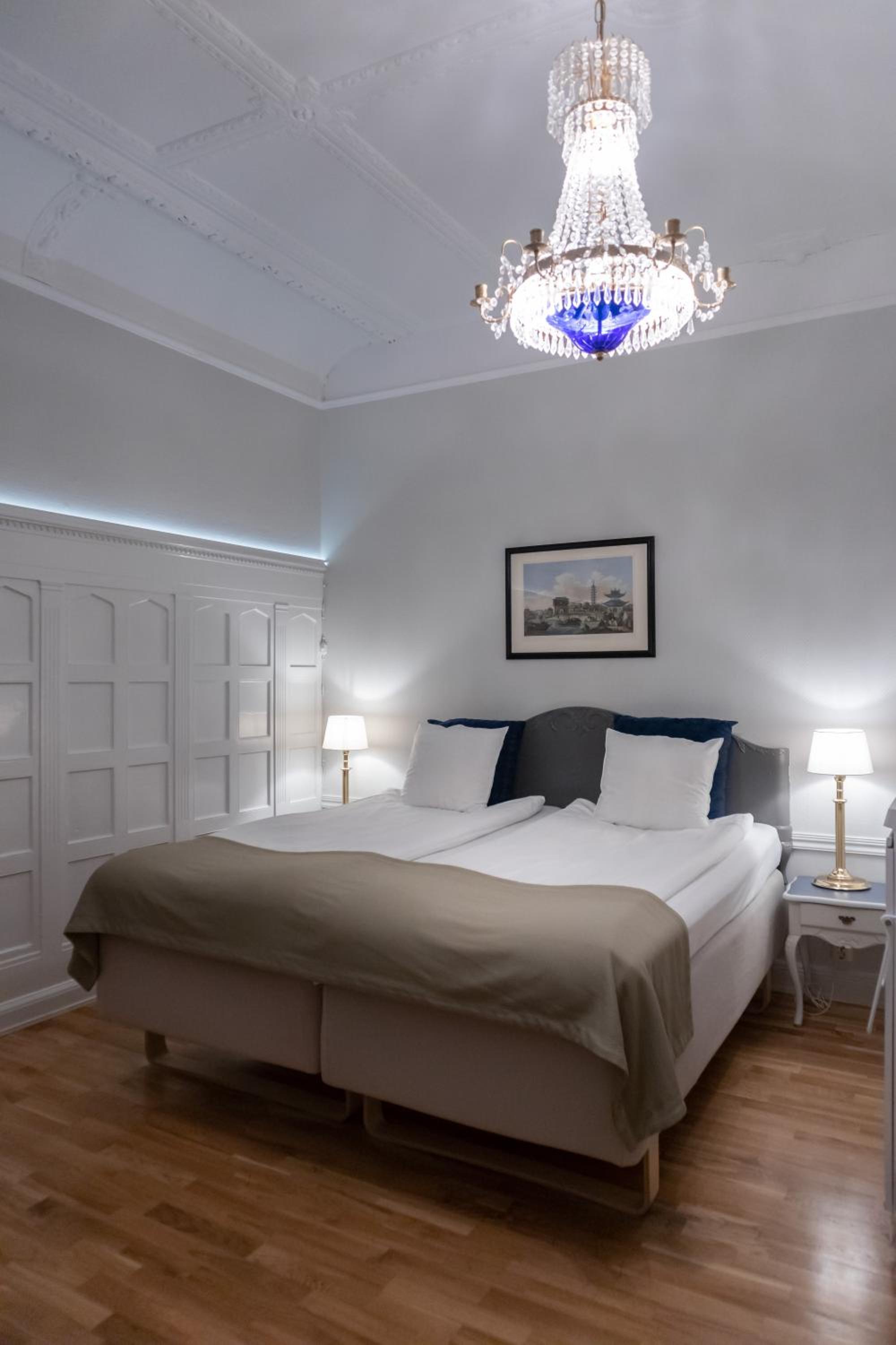 Stockholm Vacations - Crystal Plaza Hotel - Property Image 5