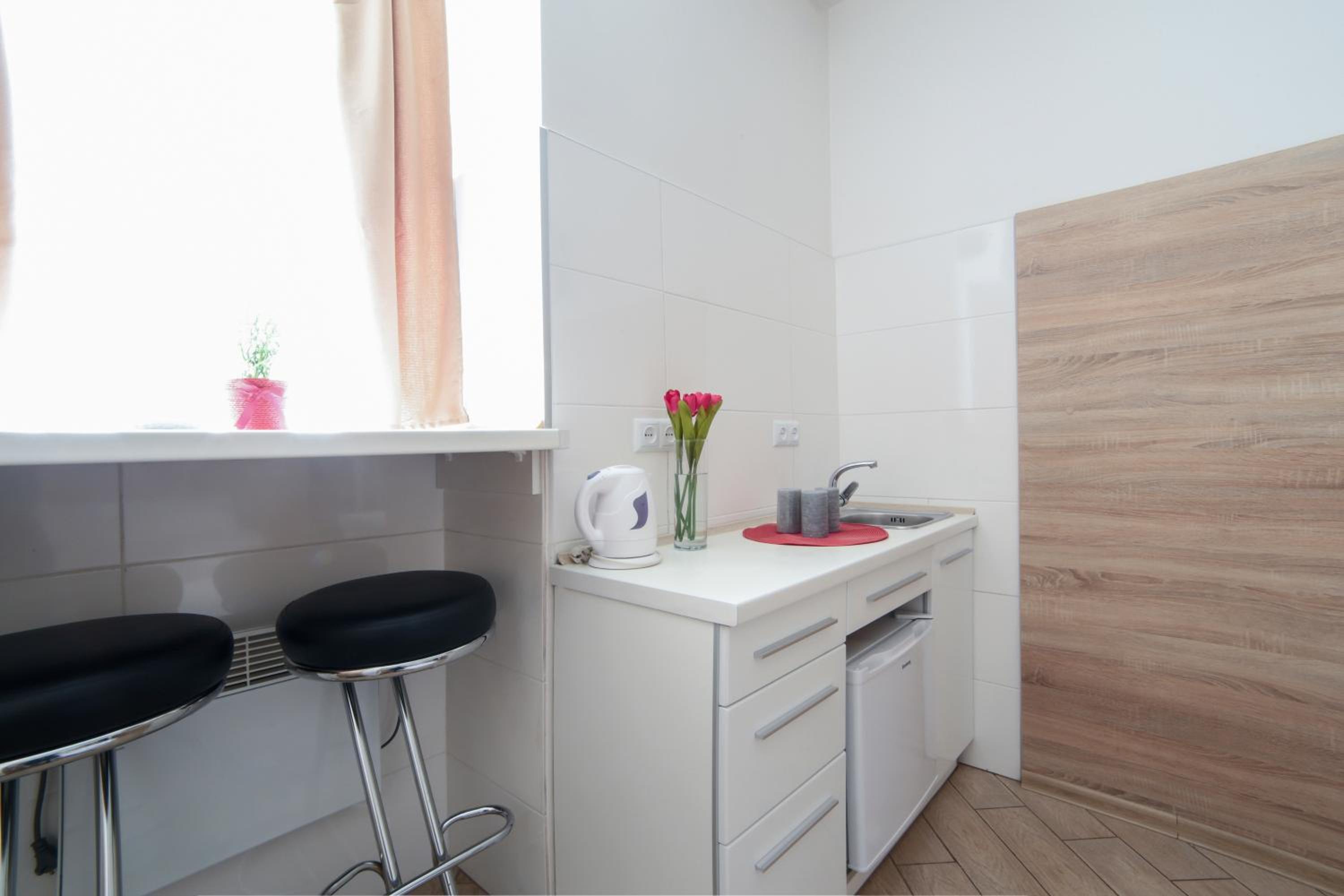 ECONOM Smart квартира в центрі для пари! 3 хв до Оперного Театру view 2