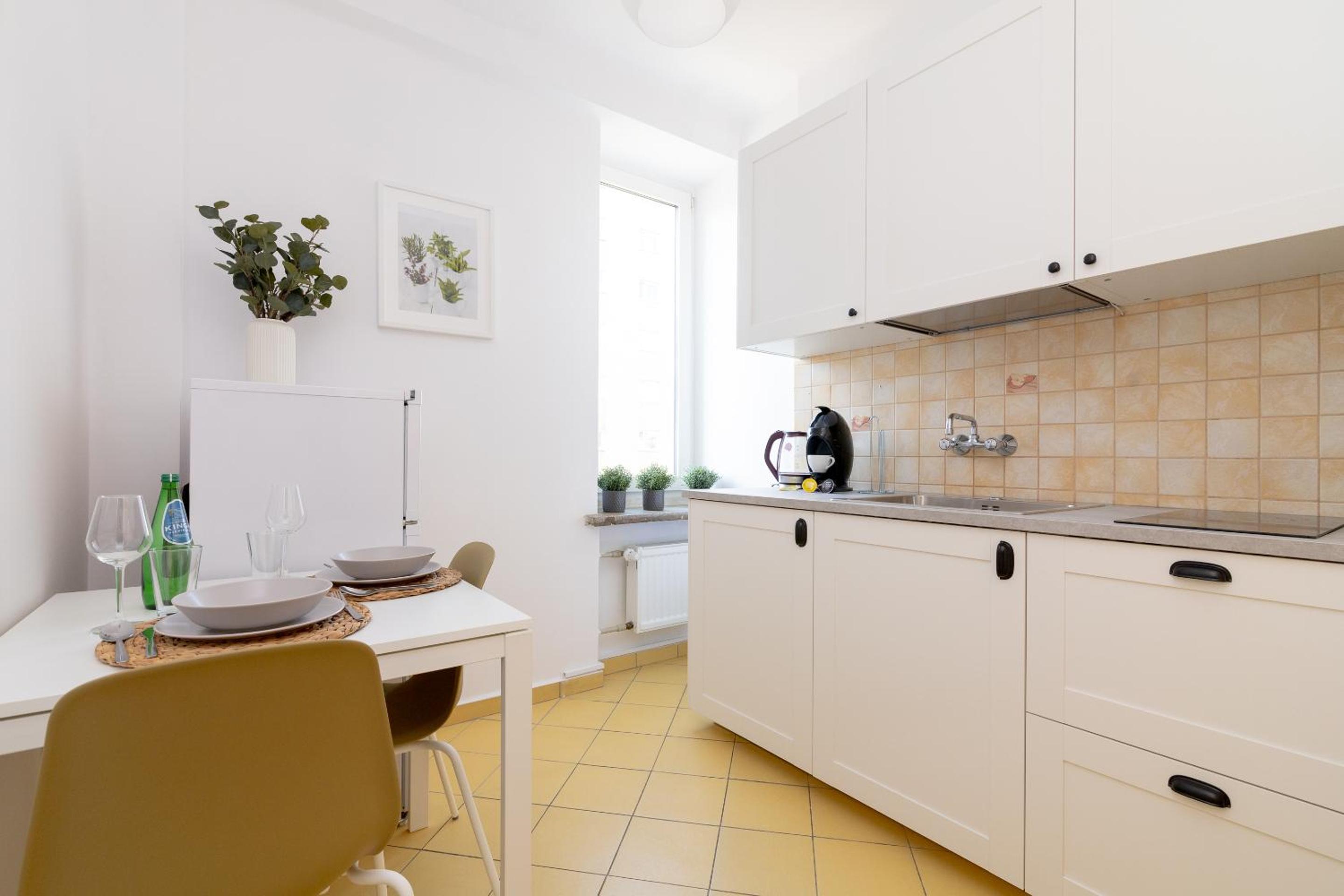 Chmielna Central Warsaw Apartment view 2