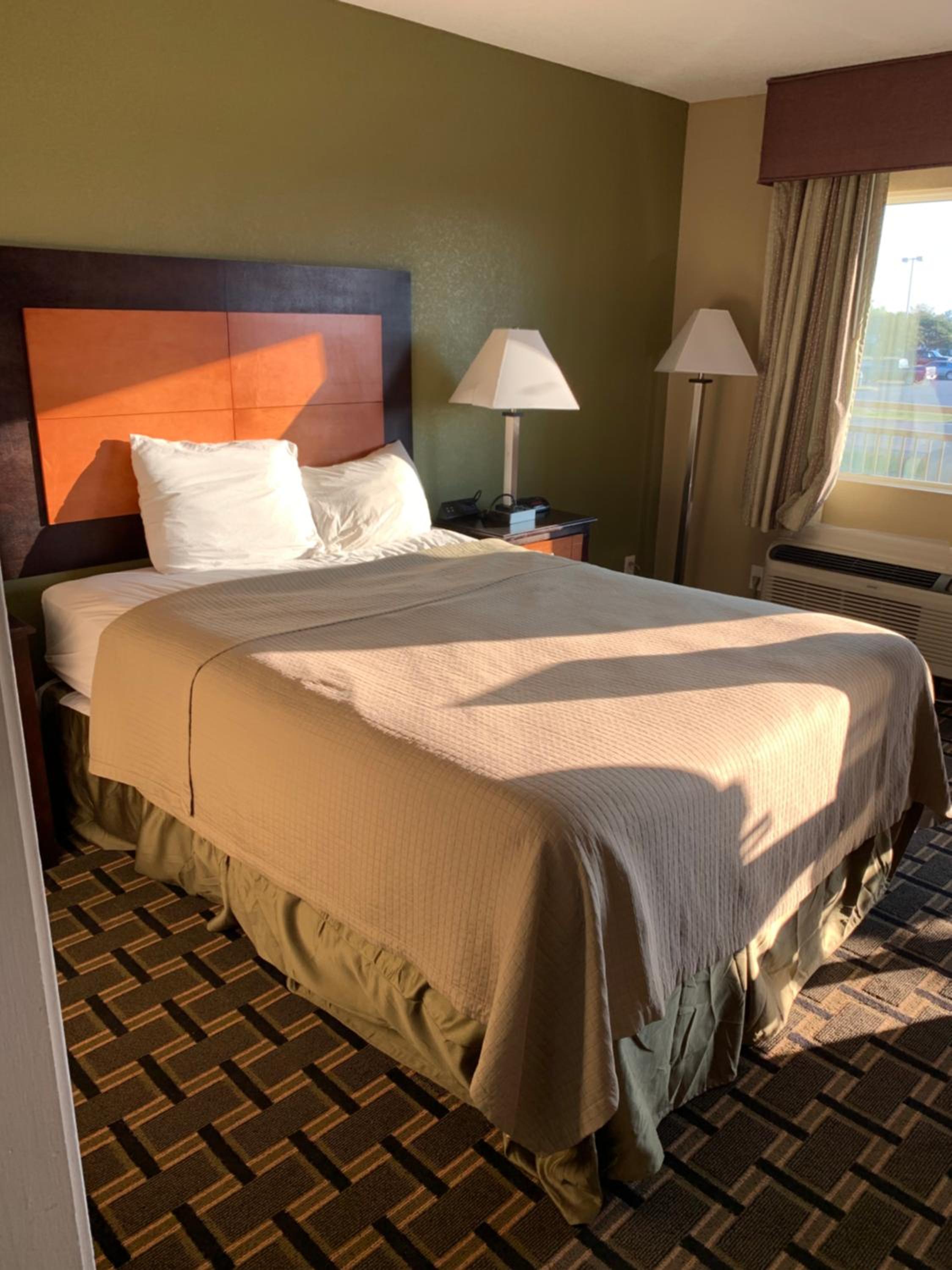 Forrest City Vacations - Relax Inn Heth - Property Image 3