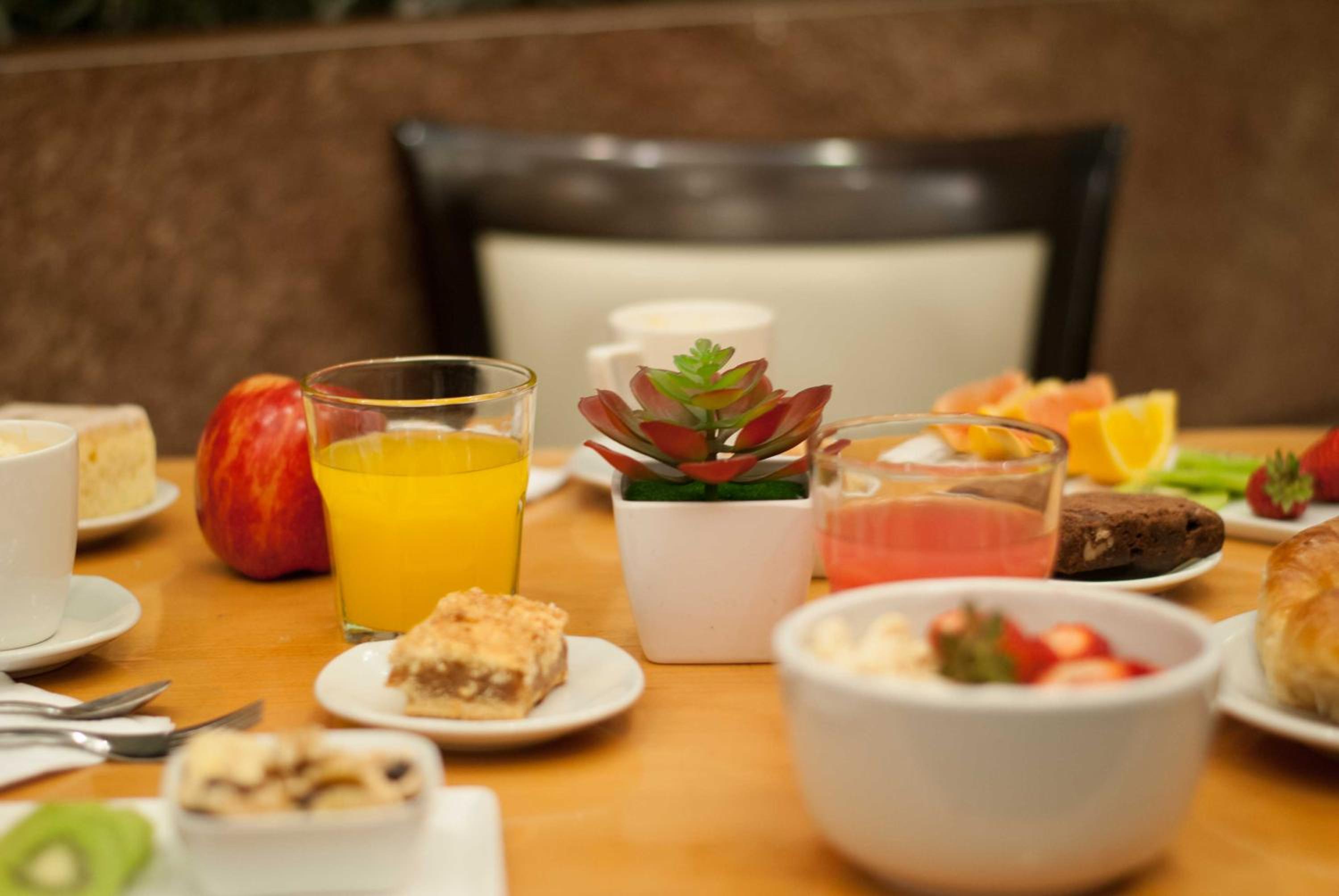 Ramada by Wyndham Buenos Aires Centro