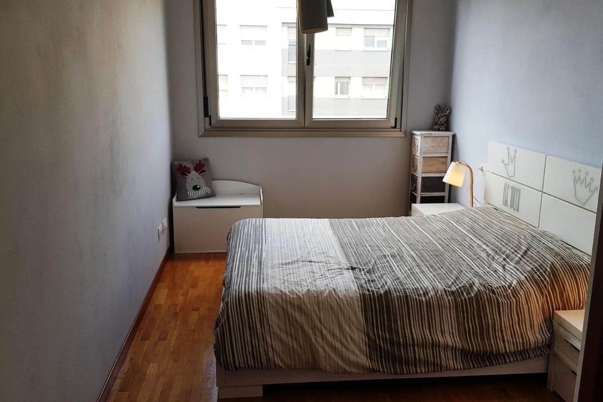 Lauredal - Ático con amplia terraza, 2 hab, 2 baños, pádel, parque infantil view 3