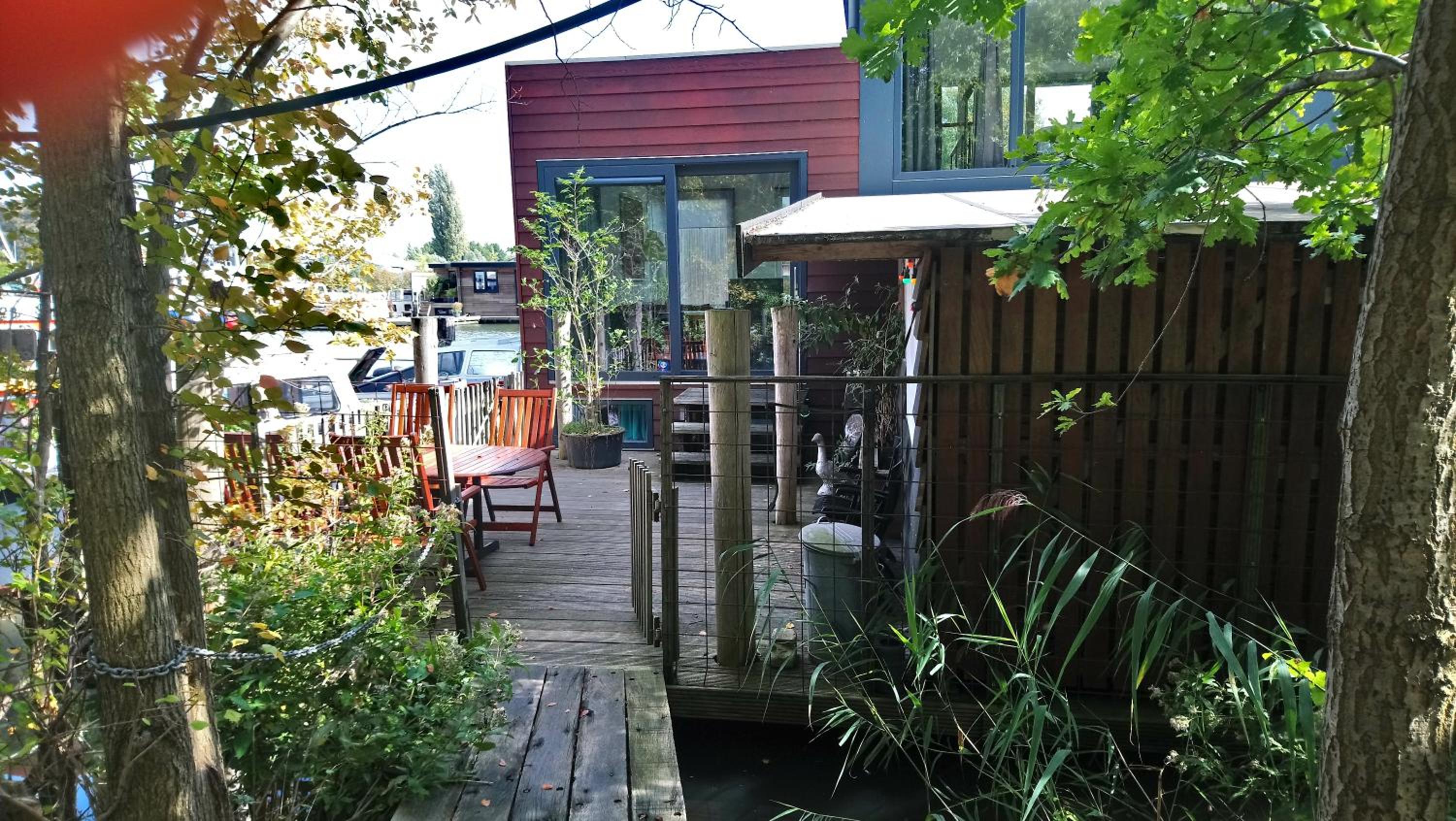 Houseboat Vliegenbos