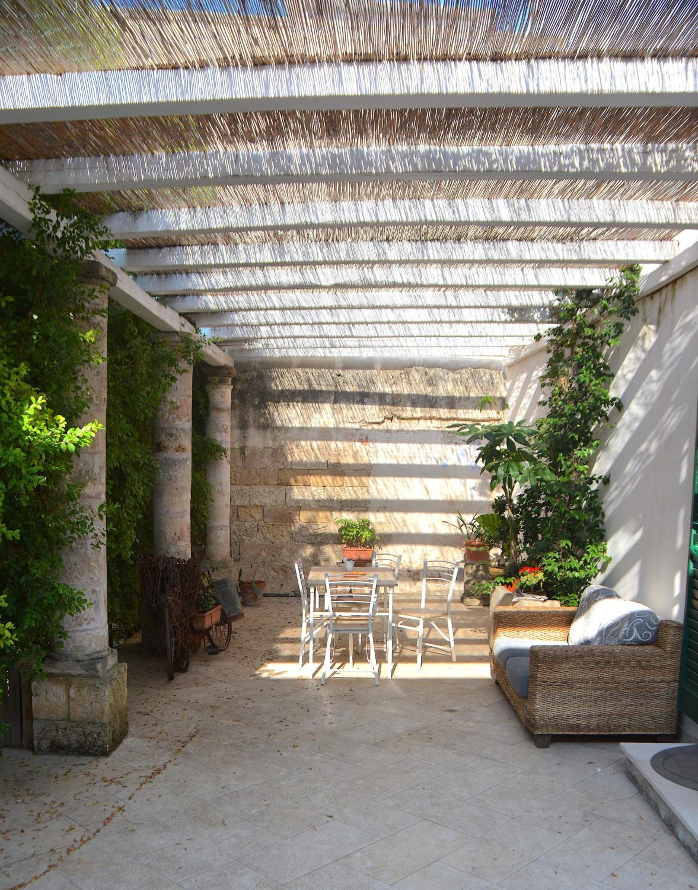 Agorà Suites & Apartments