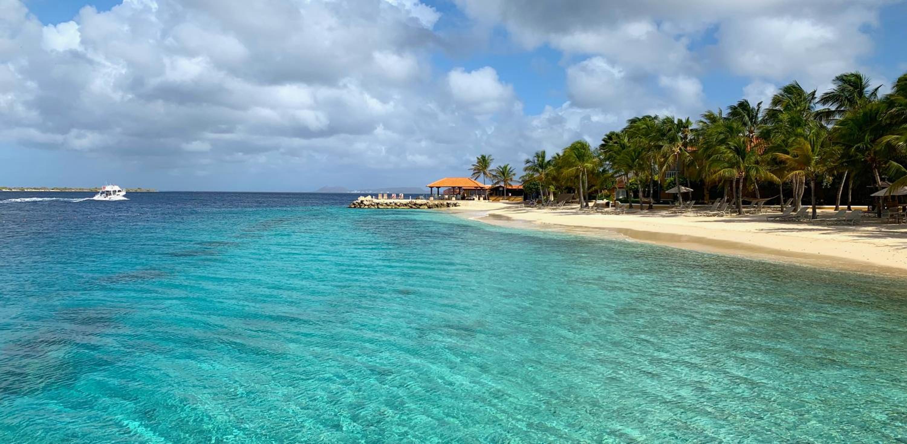 Harbour Village Beach Club