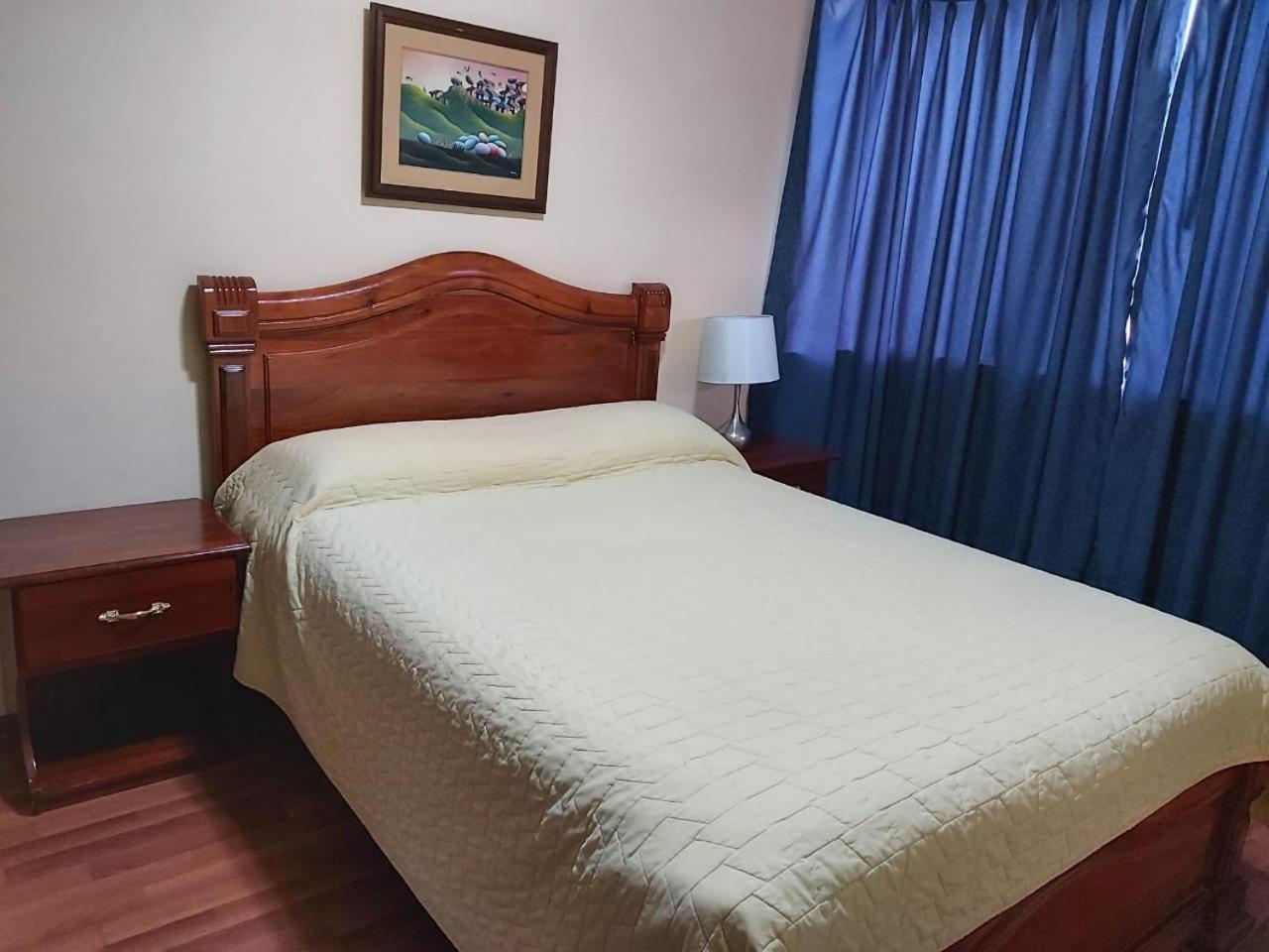 Hostal Tutamanda 2