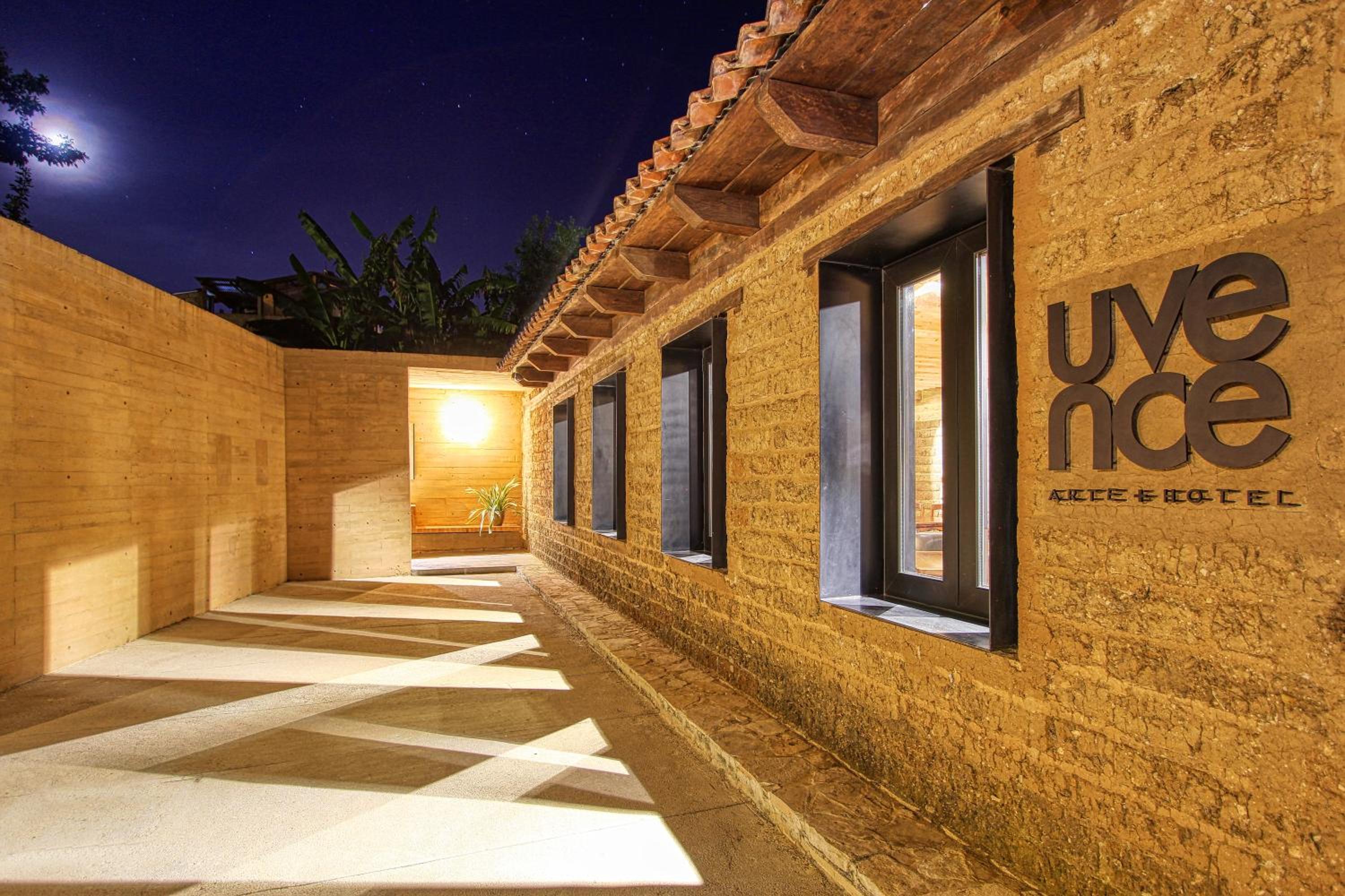 Hotel Uvence Arte + Hotel - Image 1