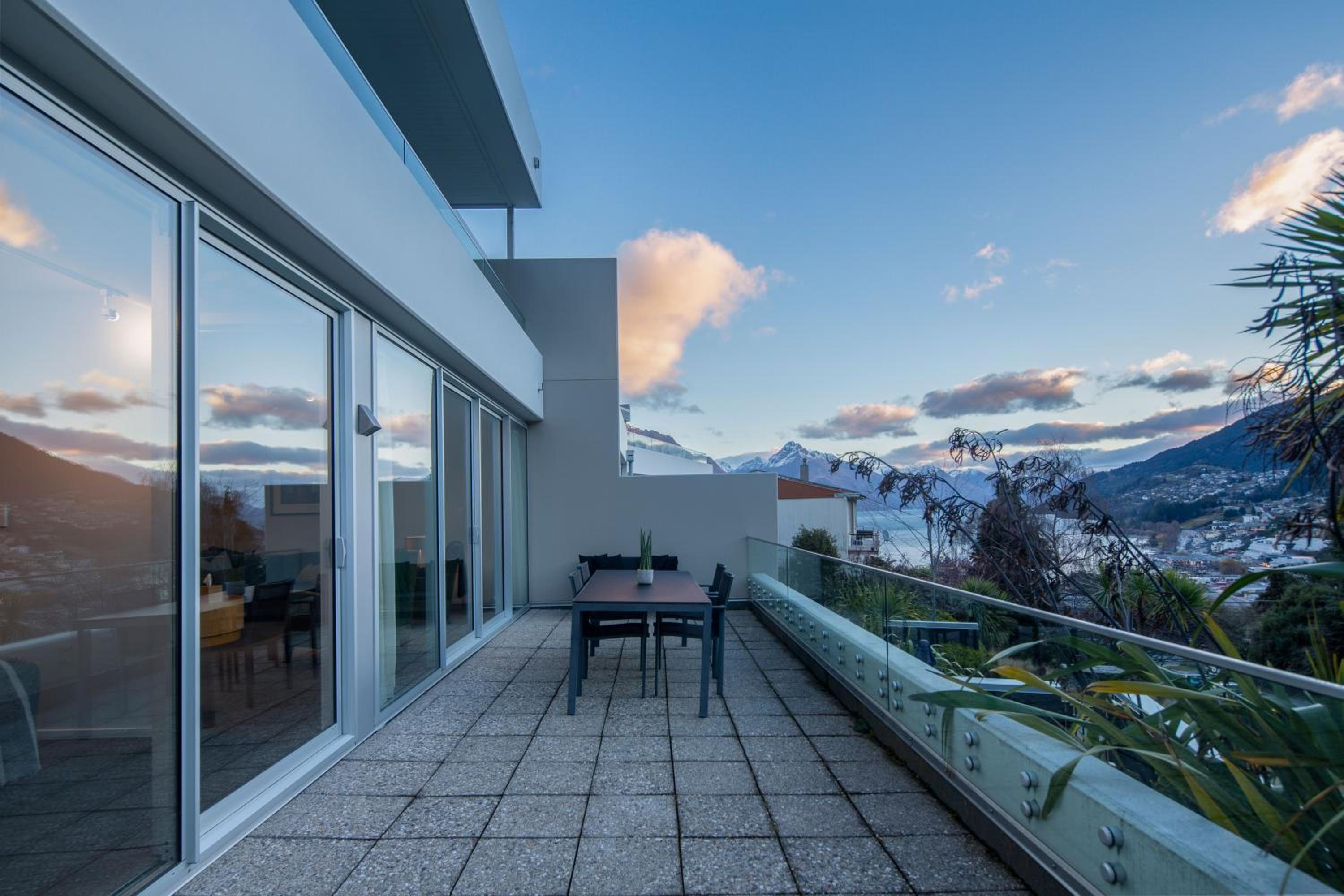 Kent Street Apartments - Element Escapes view 5