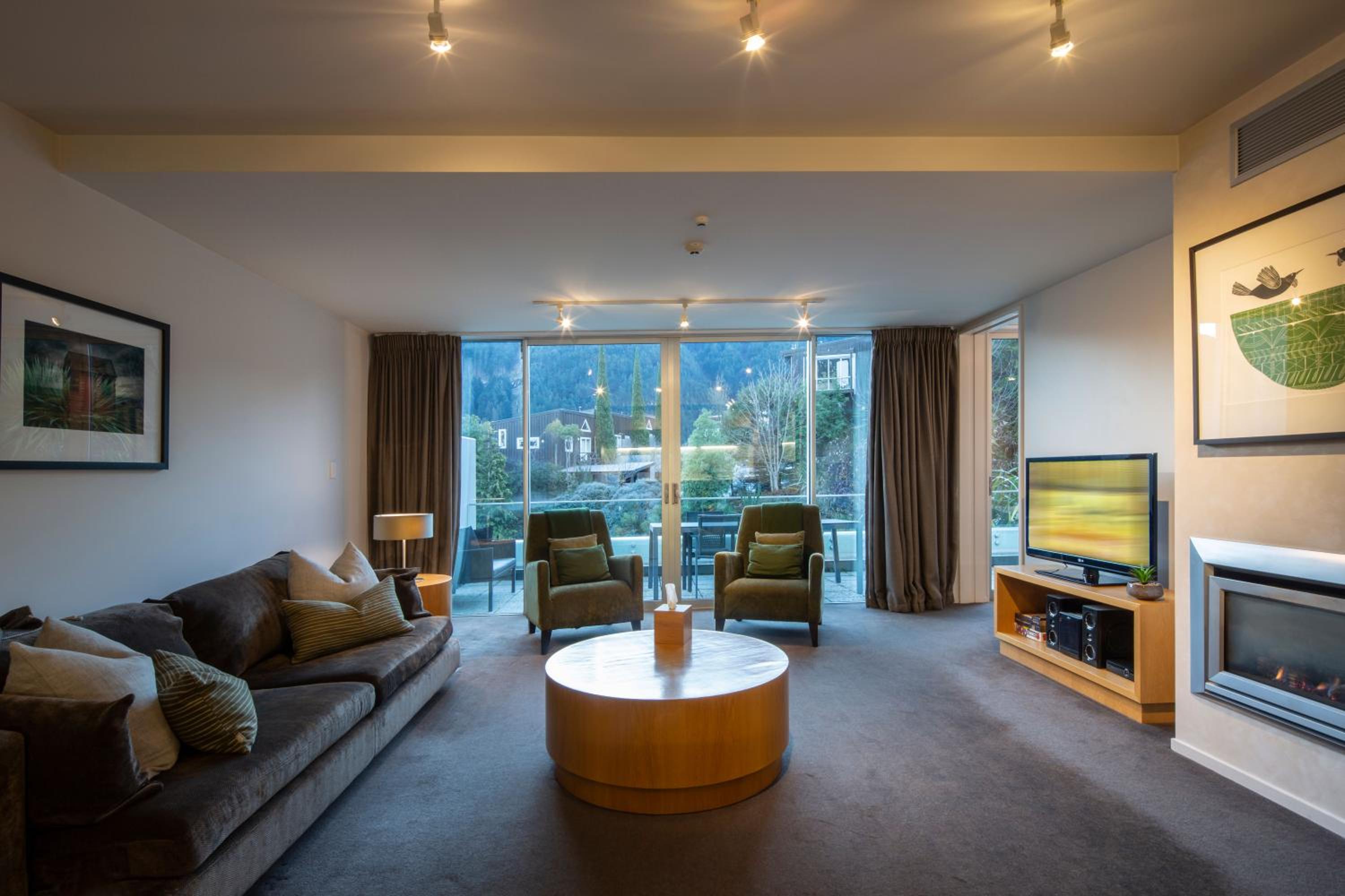 Kent Street Apartments - Element Escapes view 3