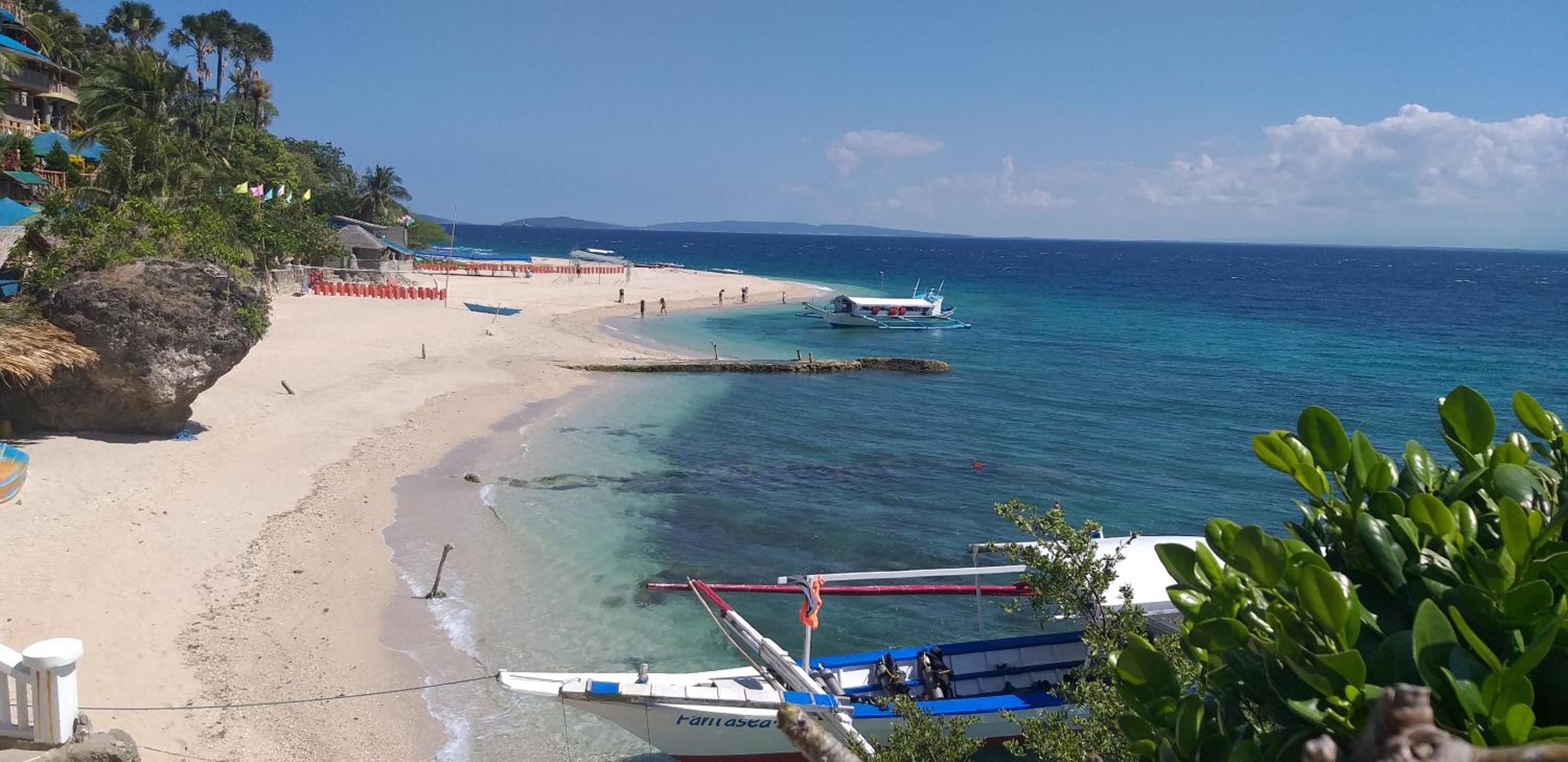 Edgewater Dive & Spa Resort
