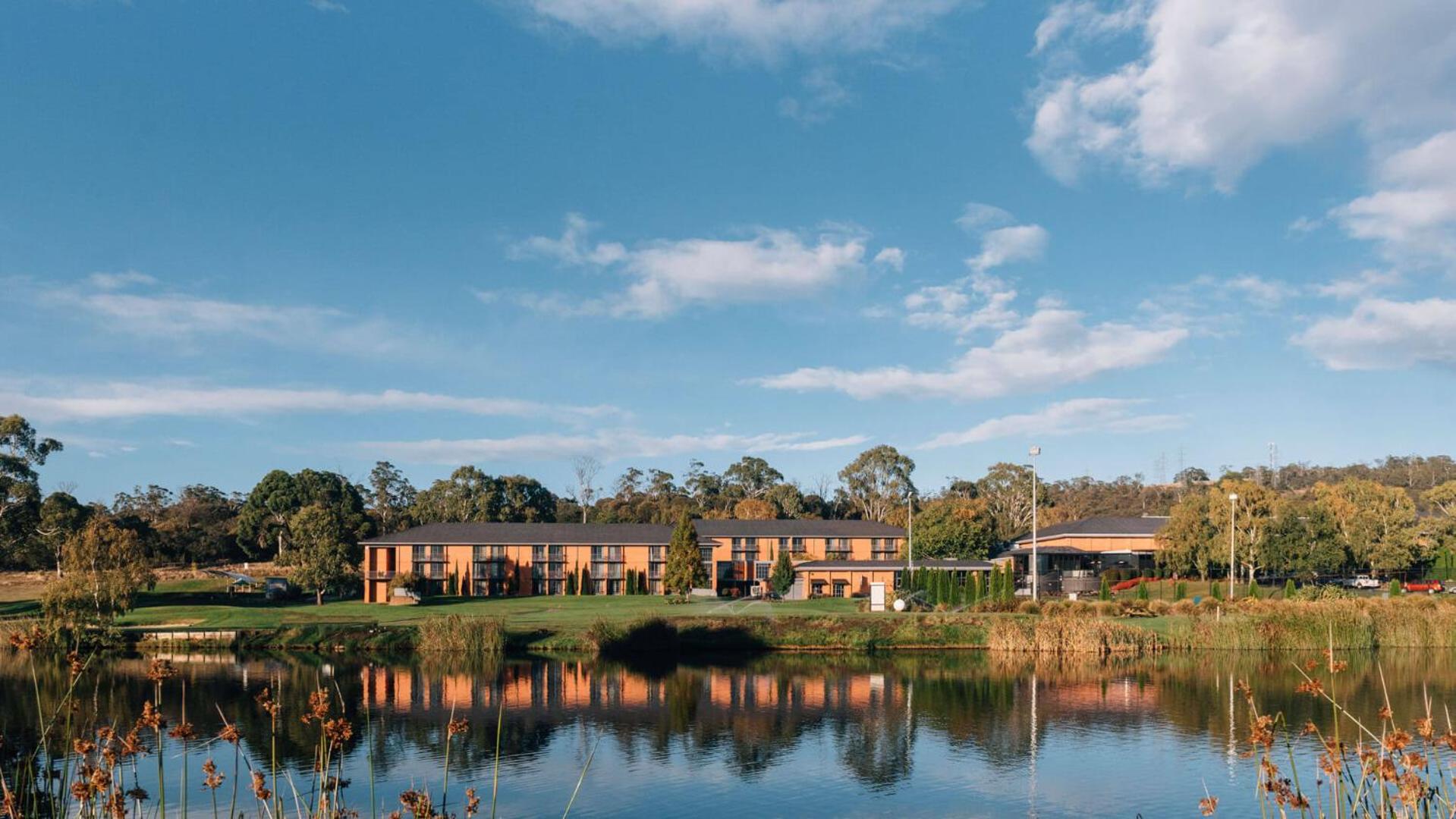 Launceston Vacations - Country Club Tasmania - Property Image 1