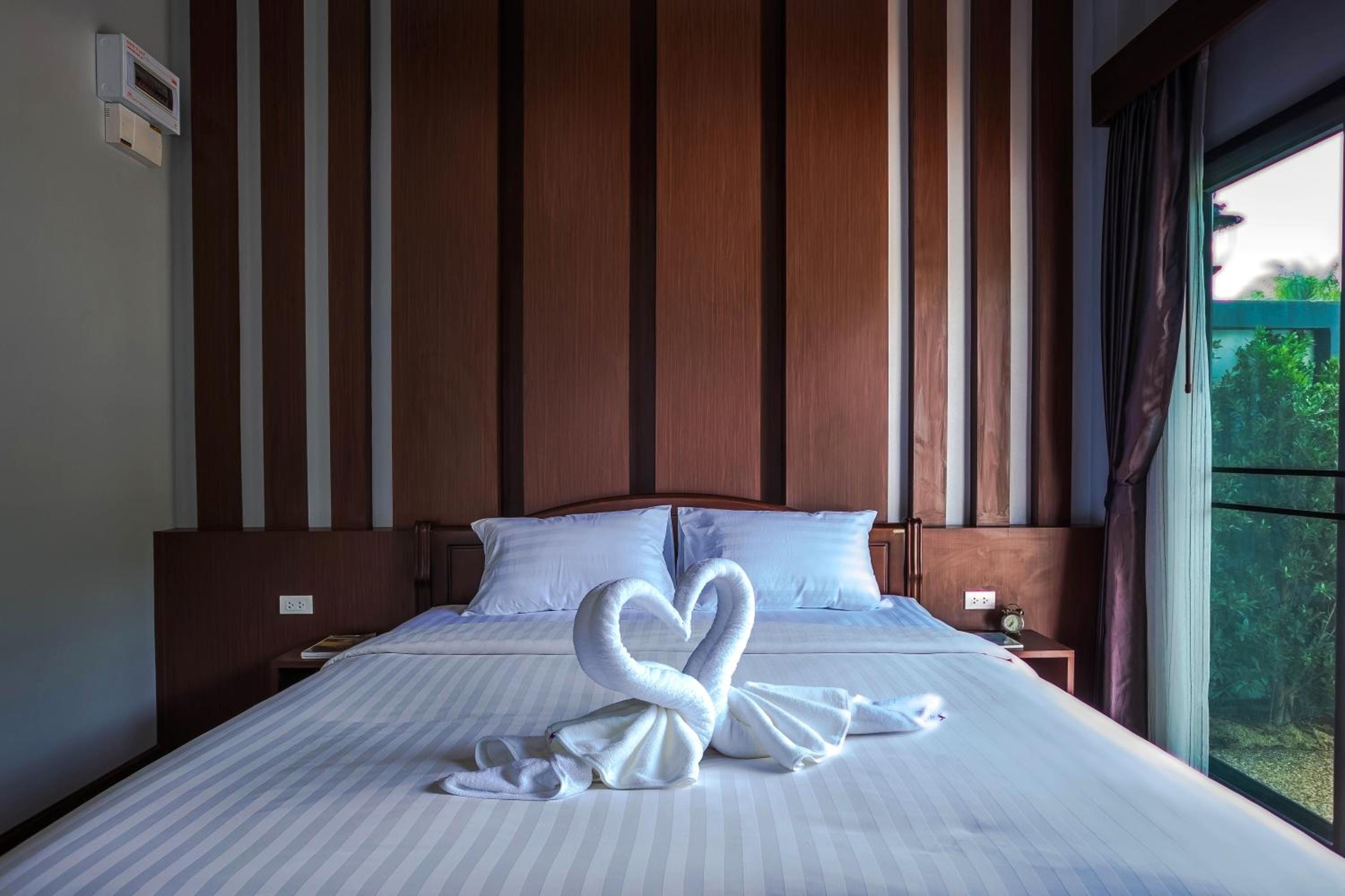 Aonang Oscar Pool Villas - Free Shuttle to Aonang Beach -shared pool - private pool