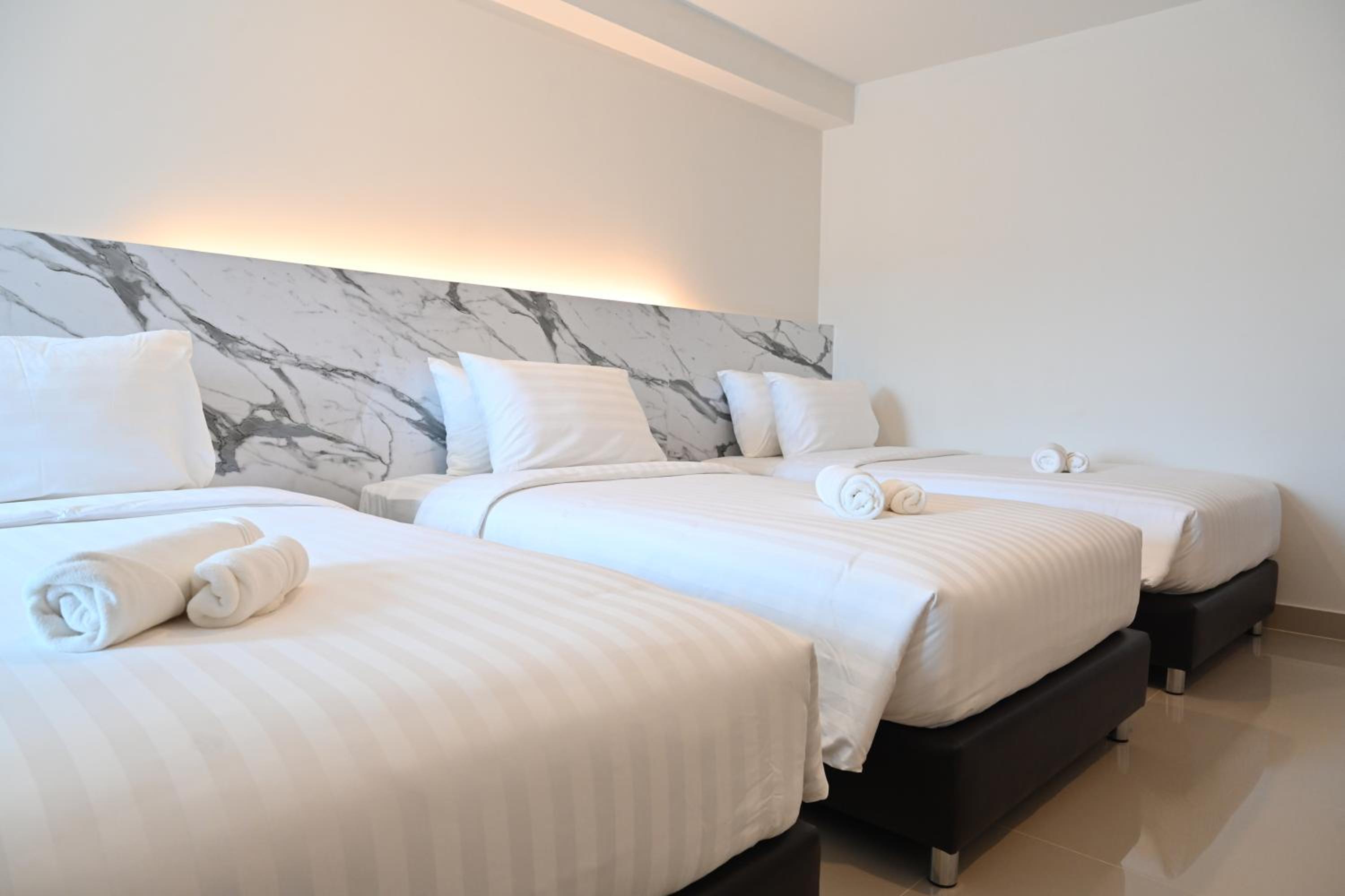 Don Mueang Place Hotel