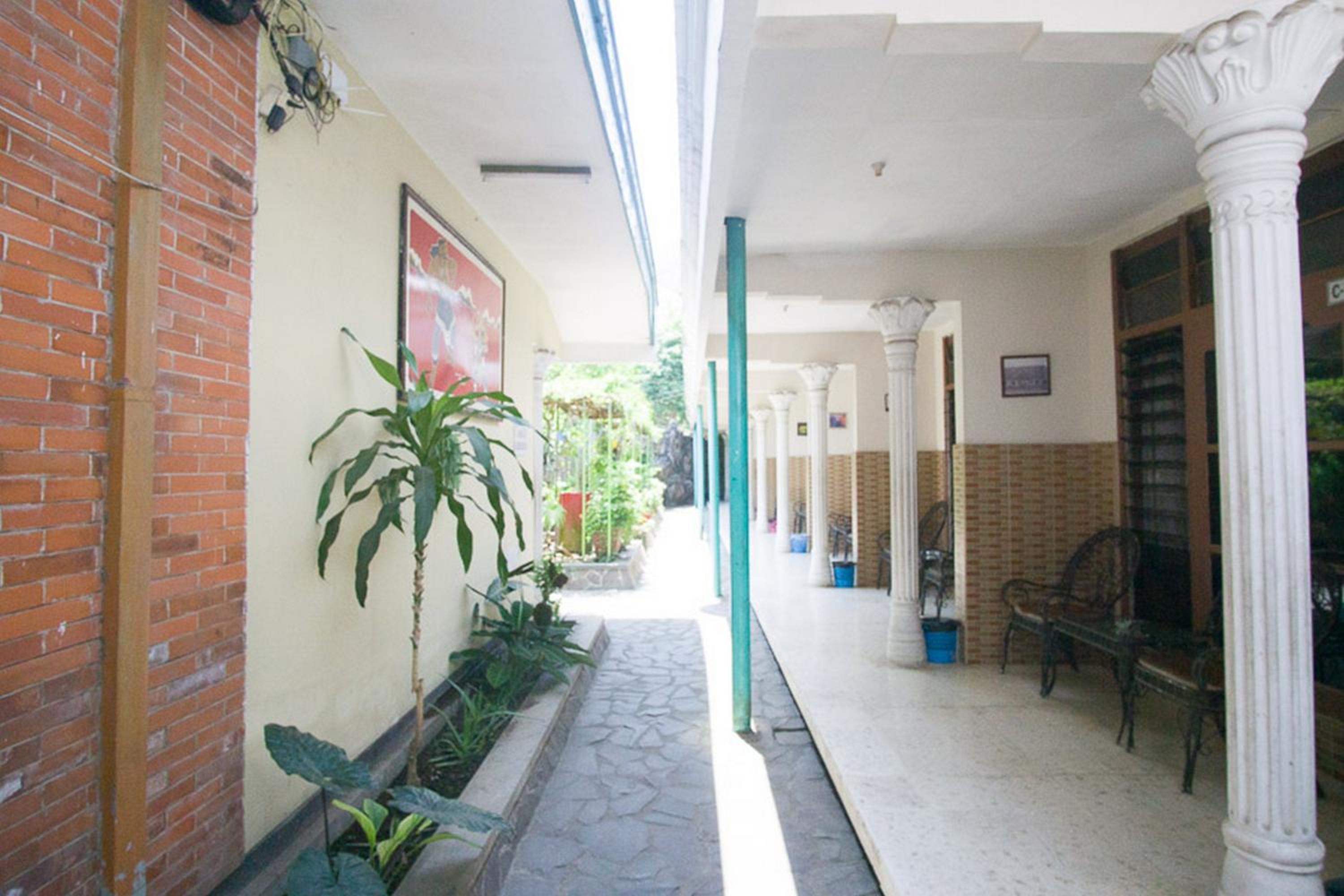 RedDoorz Syariah @ Jalan Gajah Mada view 5