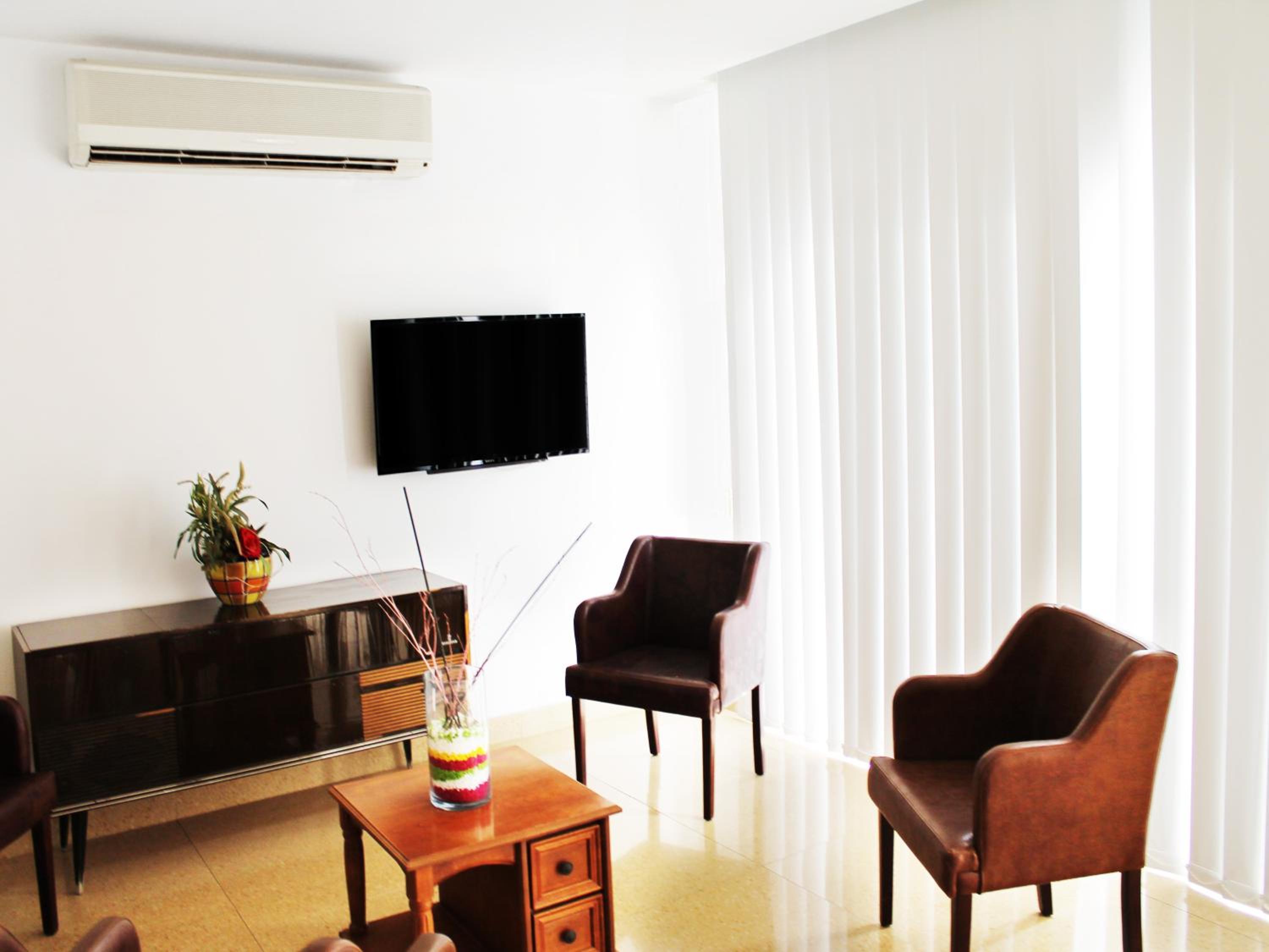 Rebioz Hotel