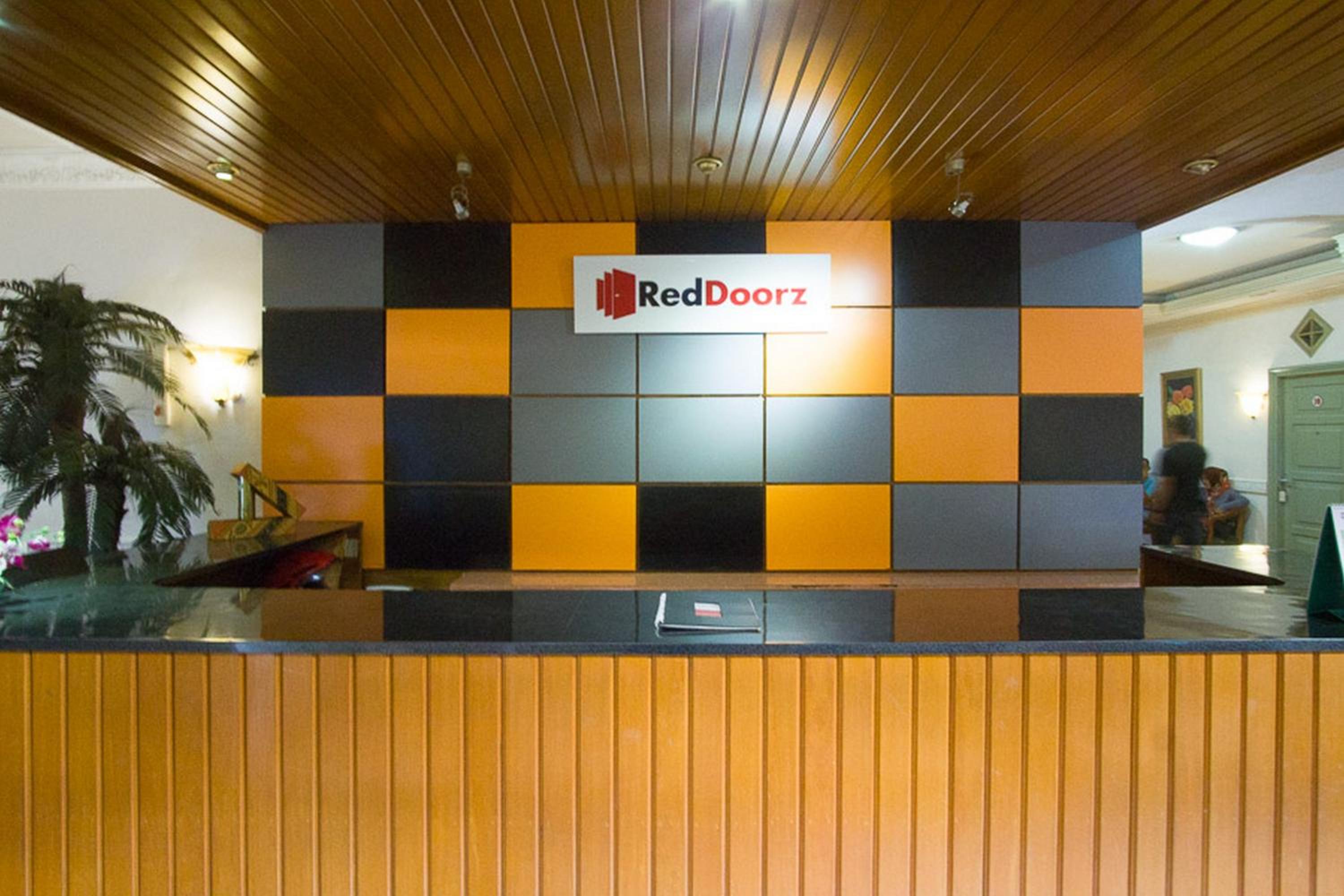 RedDoorz near Pantai Falajawa Kota Ternate view 4