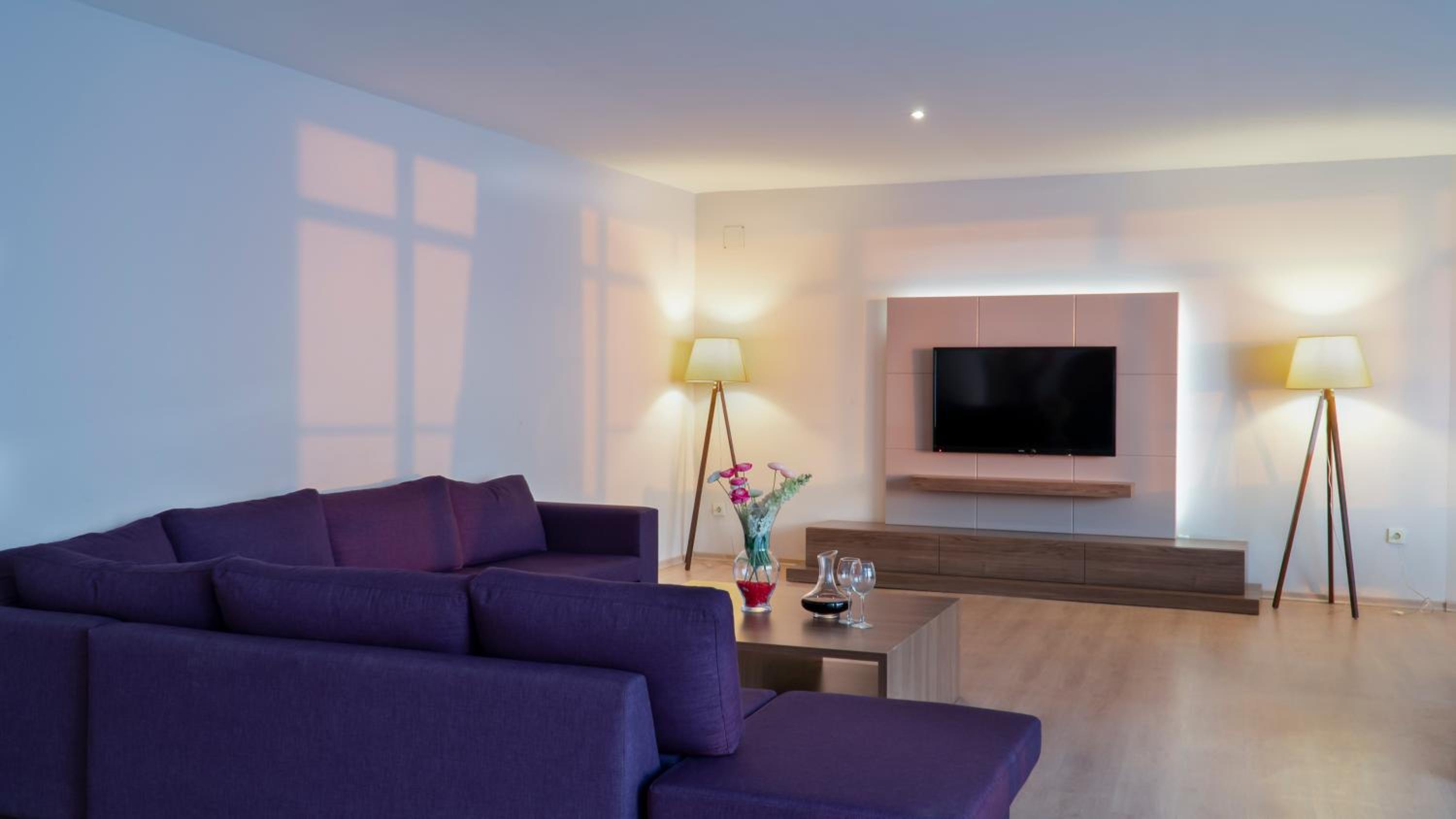 Ladies Beach Suite Hotel - Image 22