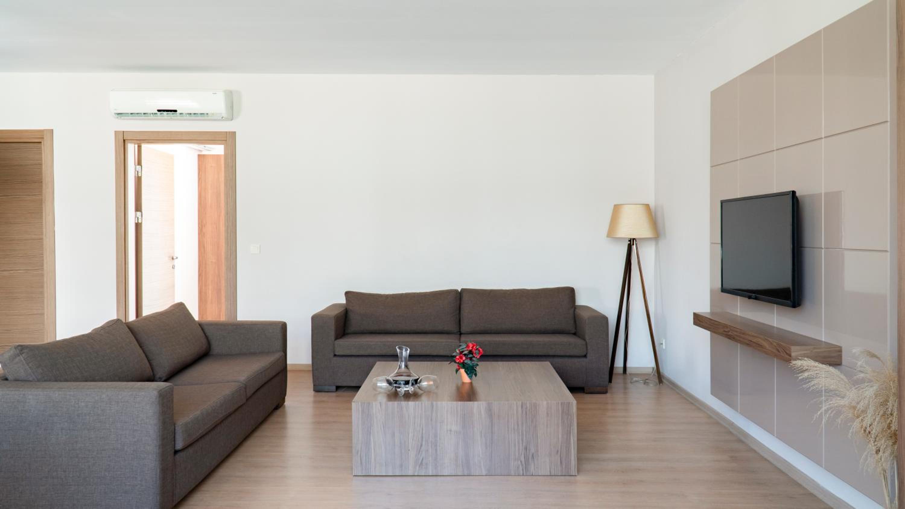 Ladies Beach Suite Hotel - Image 106