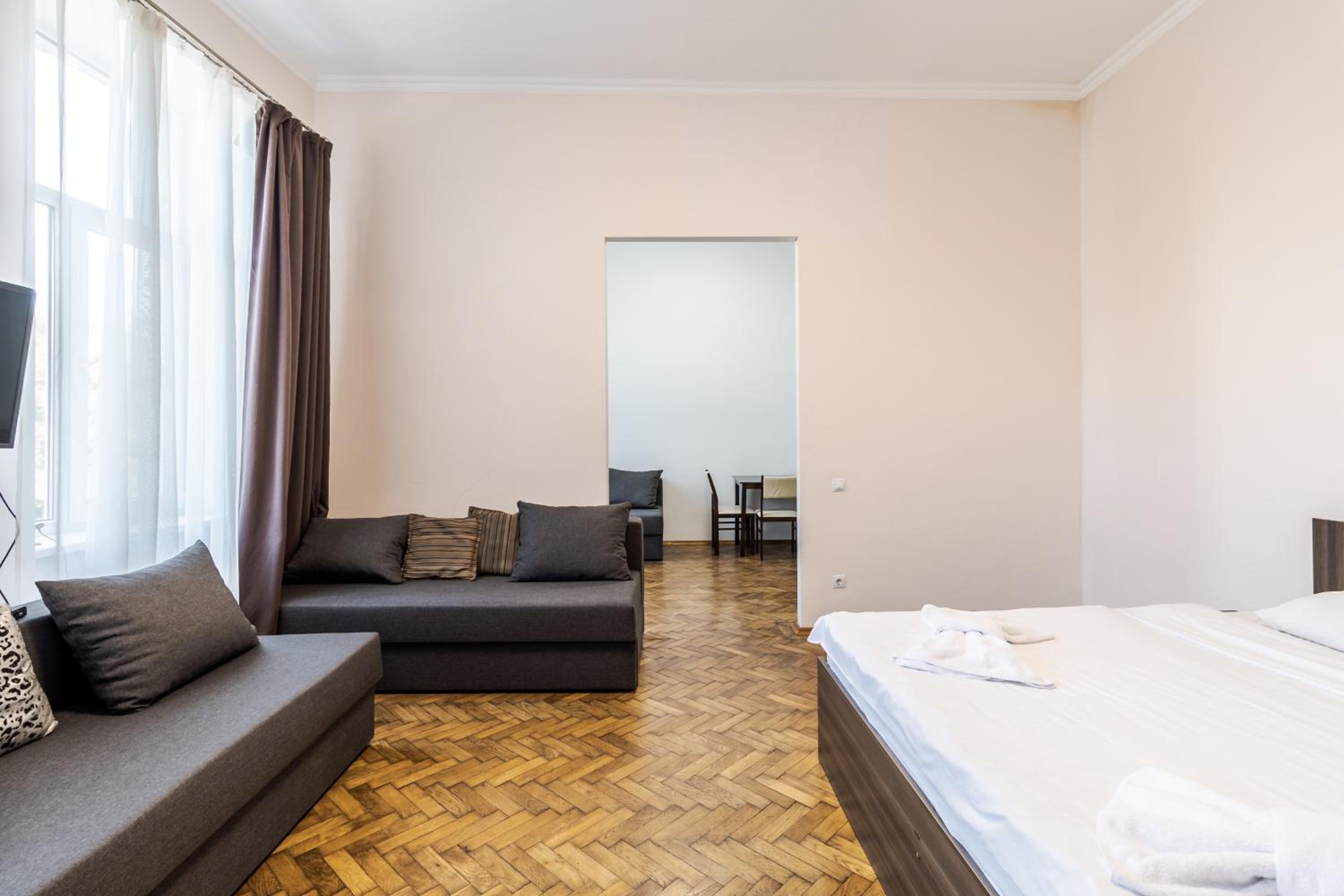 Kumpel apartment view 4