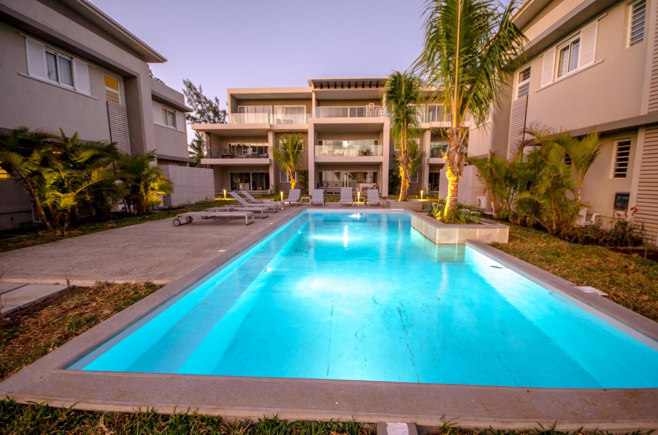 L'Escale 3 bedrooms Sea View and Beachfront Suite by Dream Escapes view 2