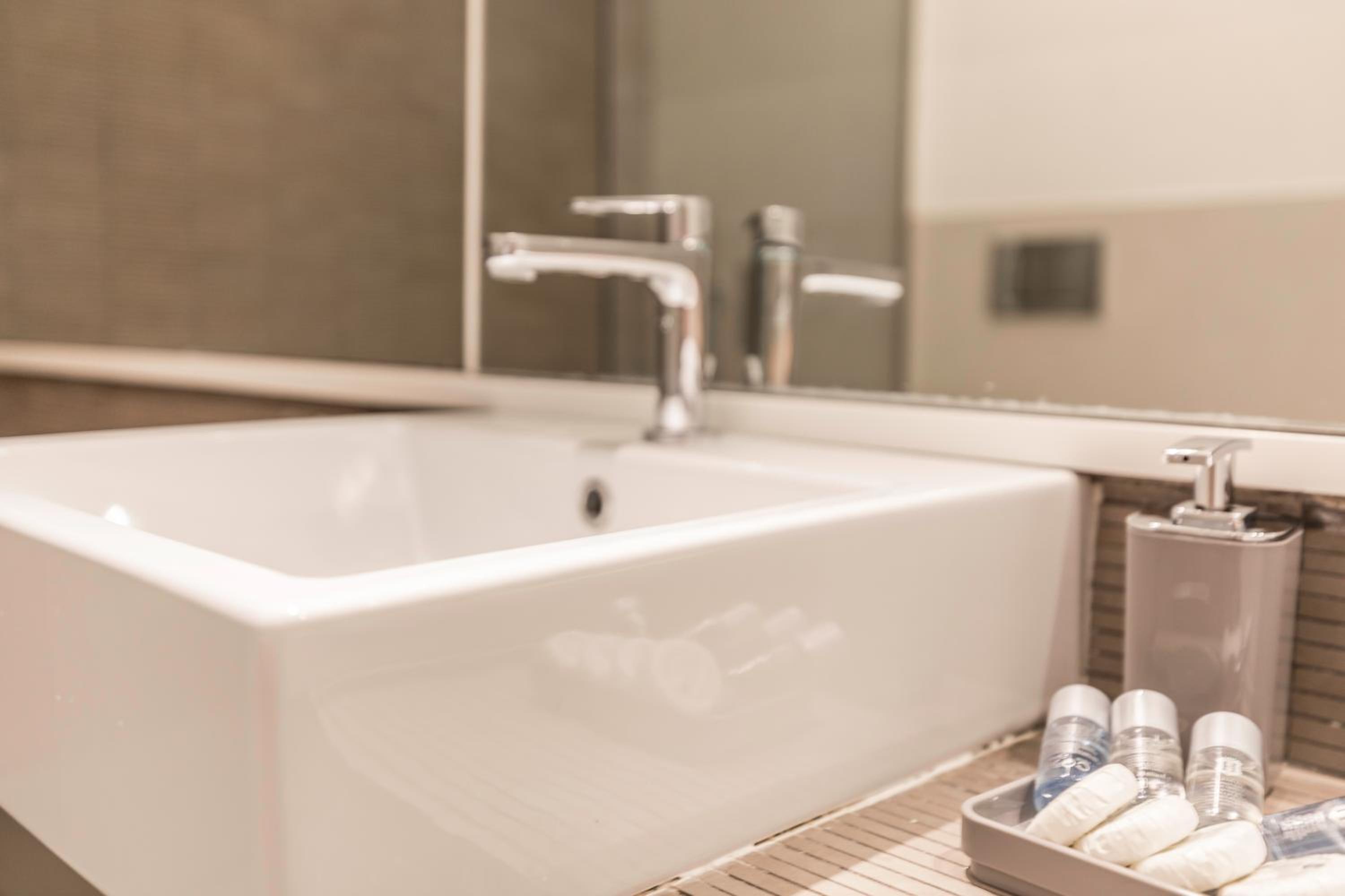 Thebestinrome Orbitelli en Rome — bathroom