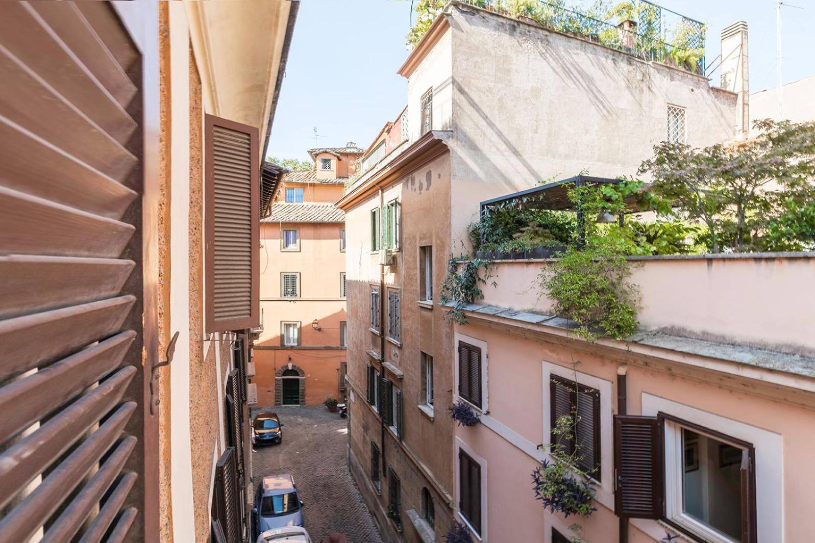 Thebestinrome Orbitelli en Rome — balance & terrace