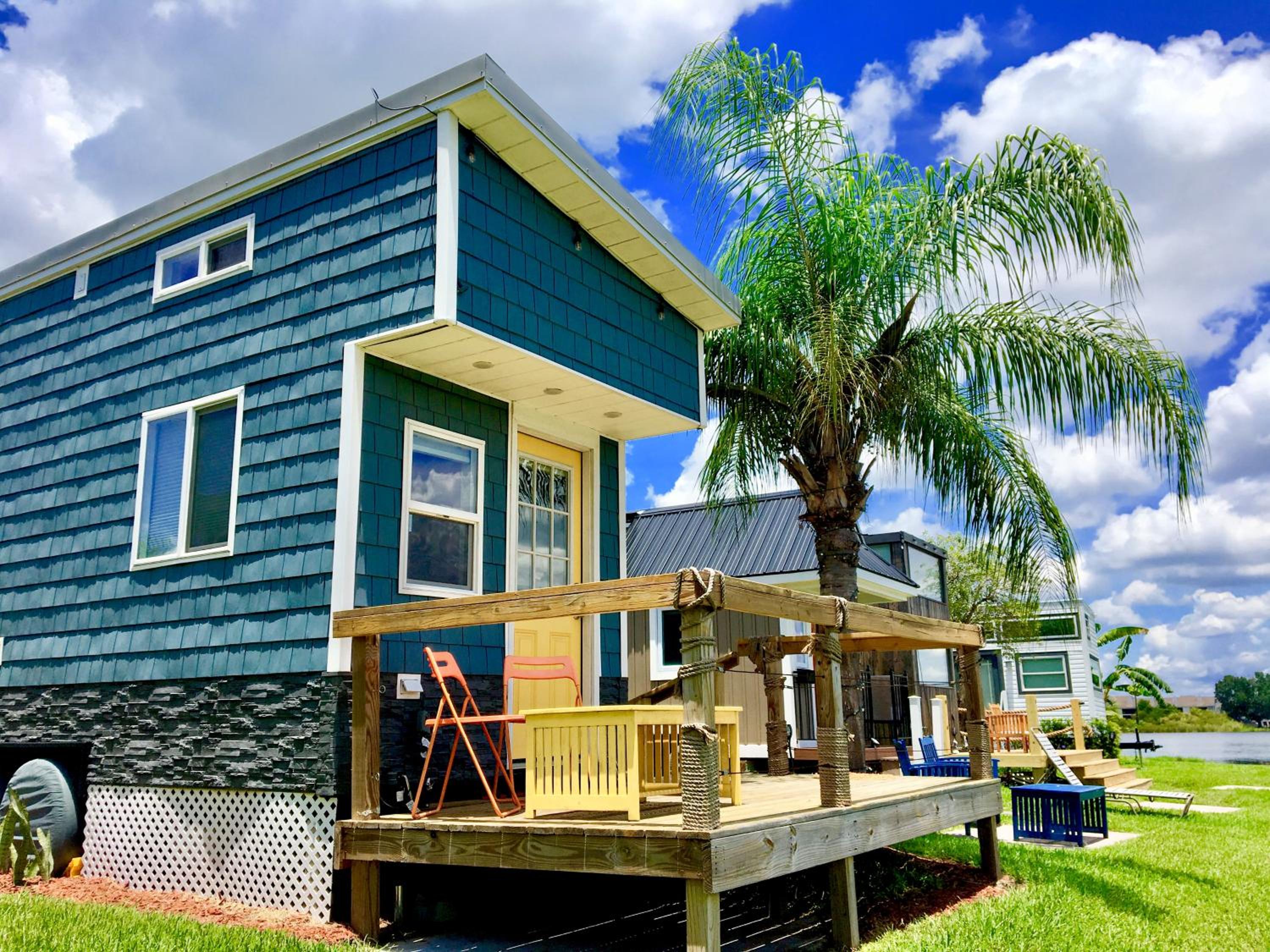 Orlando Lakefront Tiny Houses