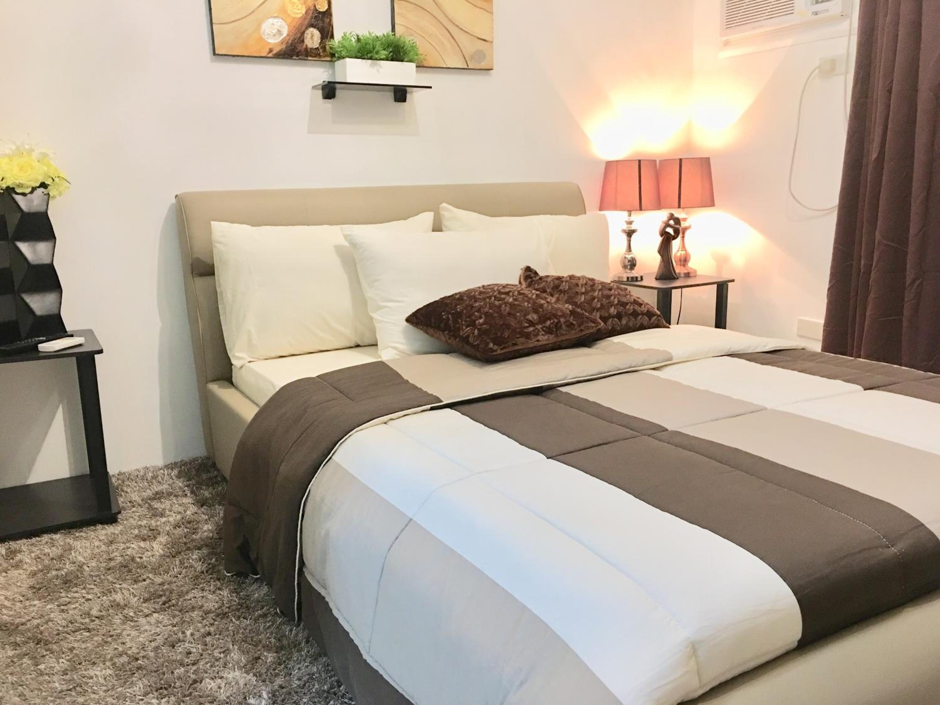 Hotel Cebu City Sweet Staycation - Image 1