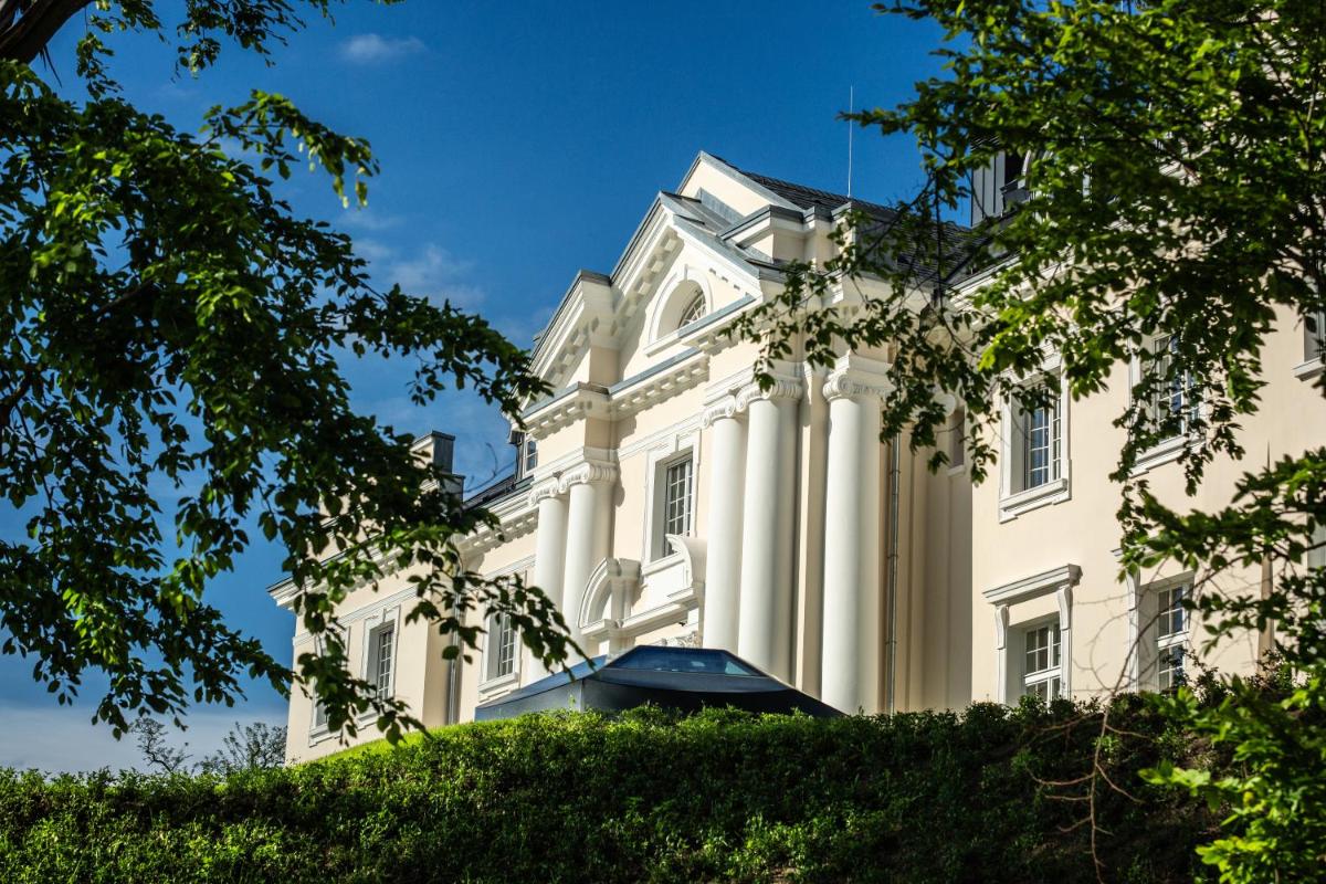 hotel building