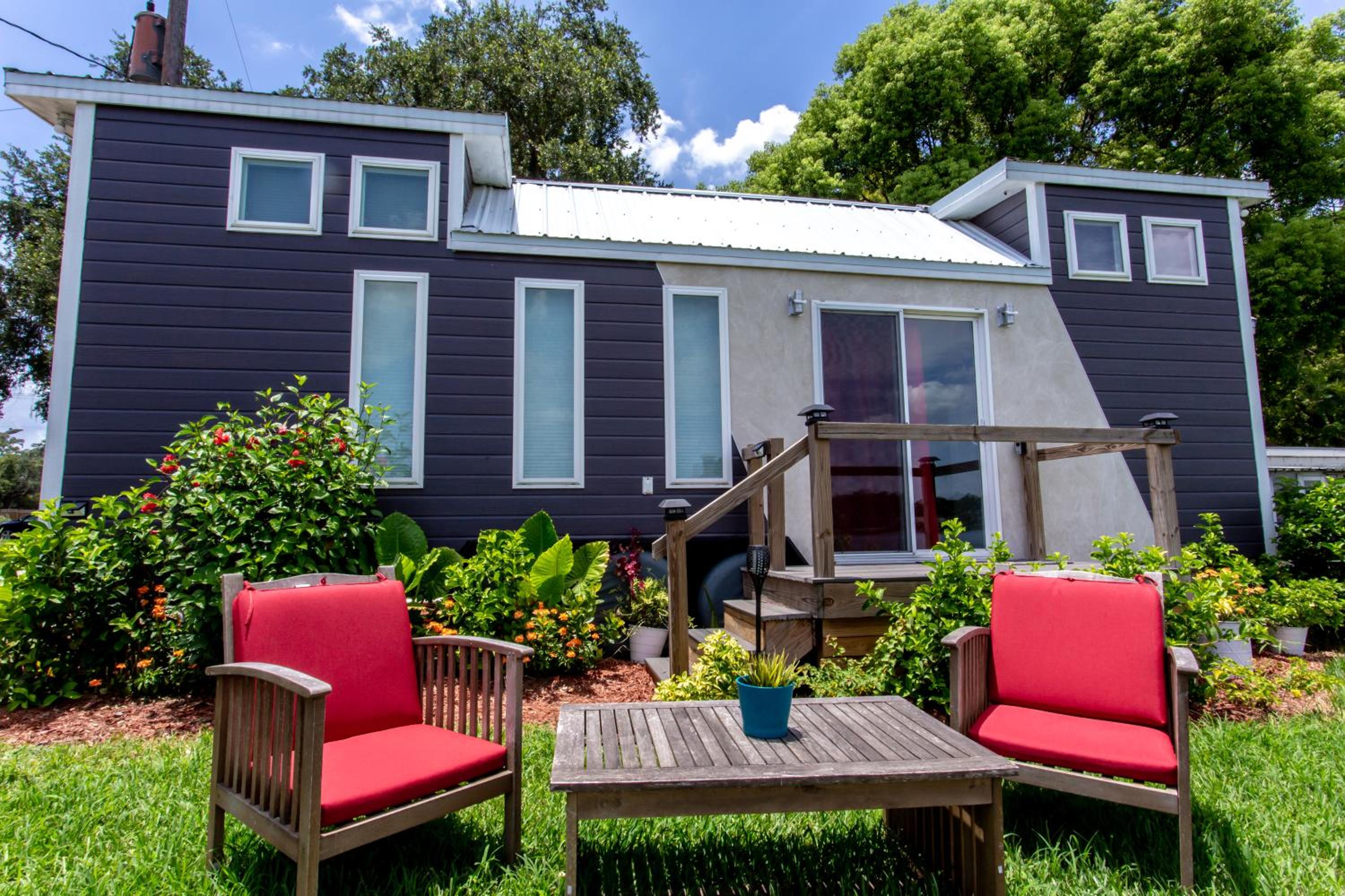 Orlando Lakefront Tiny Houses