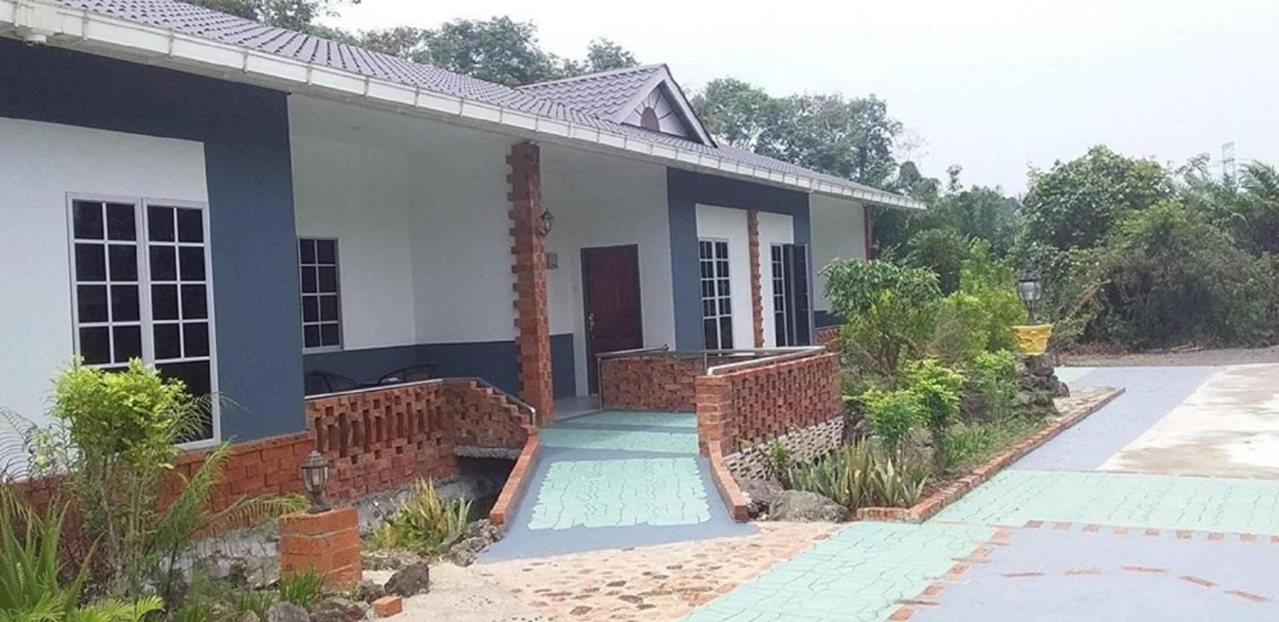 Seri Kenangan Holiday Home photo 7