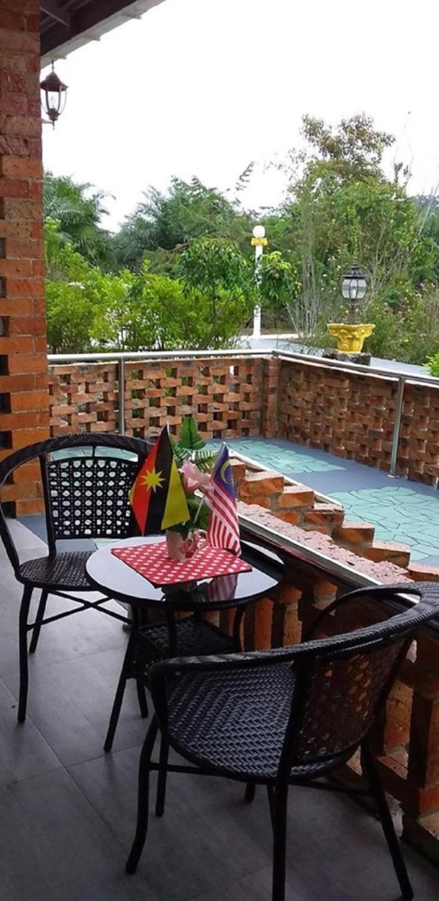 Seri Kenangan Holiday Home photo 8