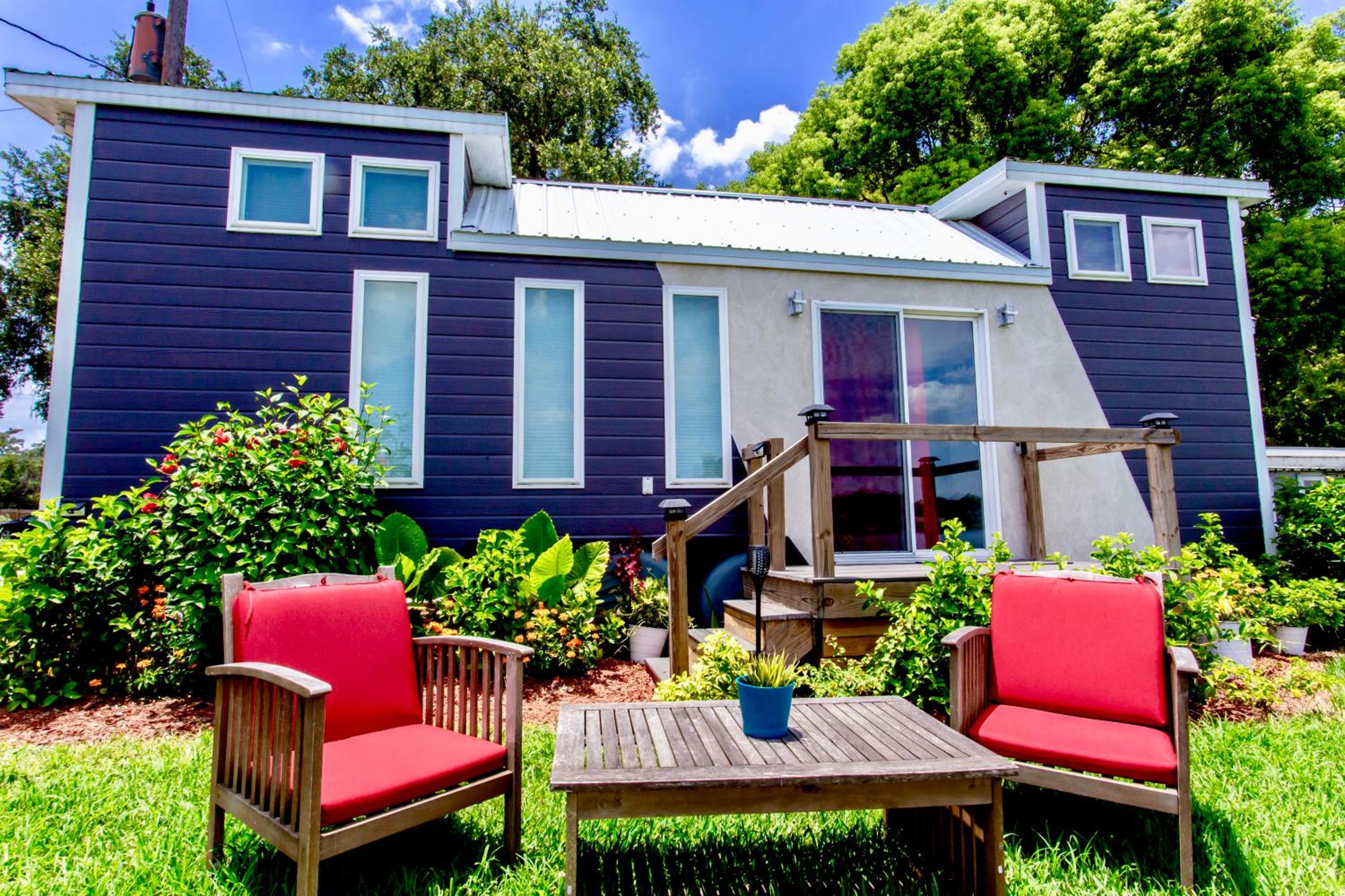 Orlando Lakefront Tiny Houses
