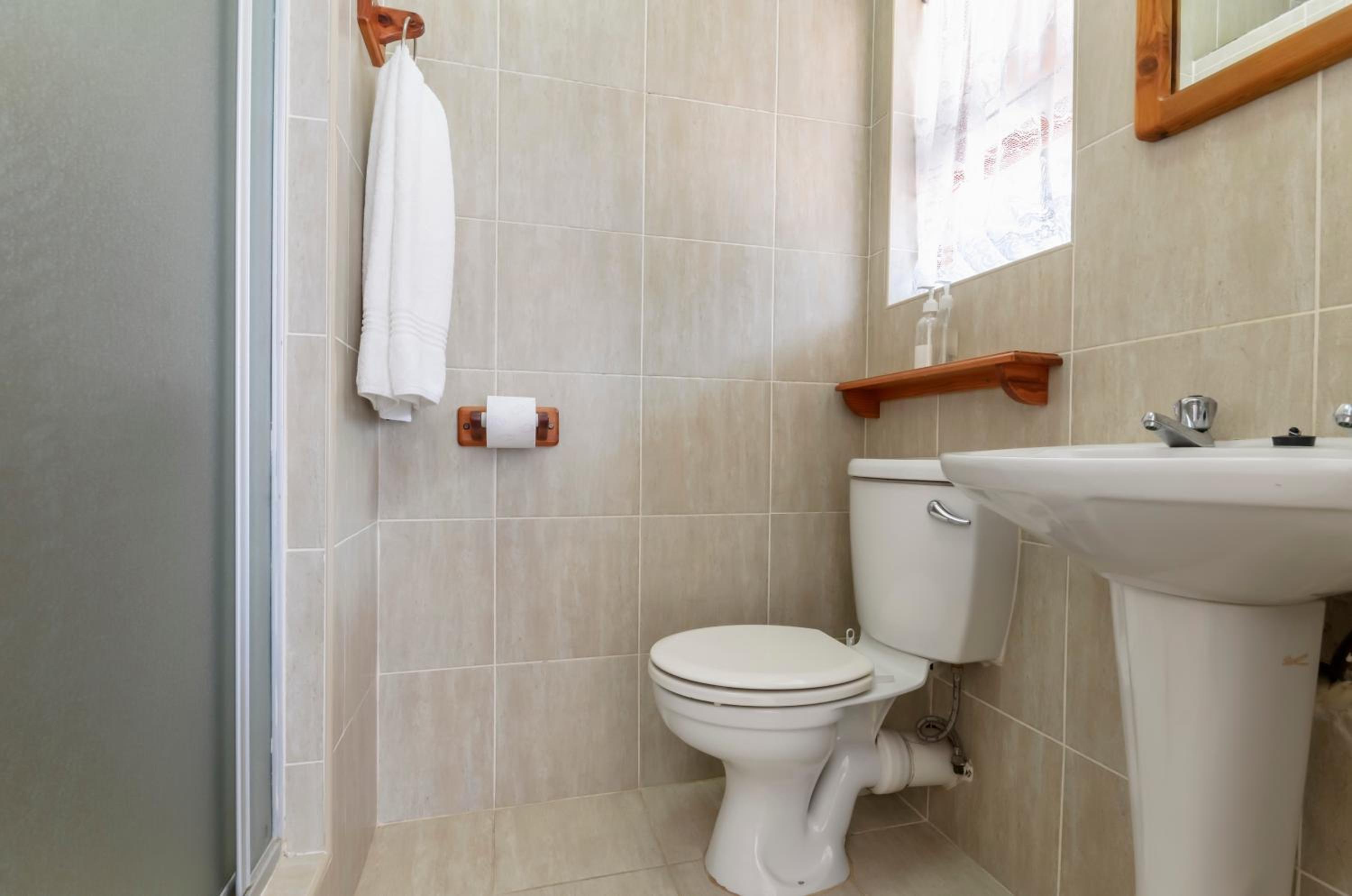 Admirals Lodge Guest House and Brightways self catering apartments