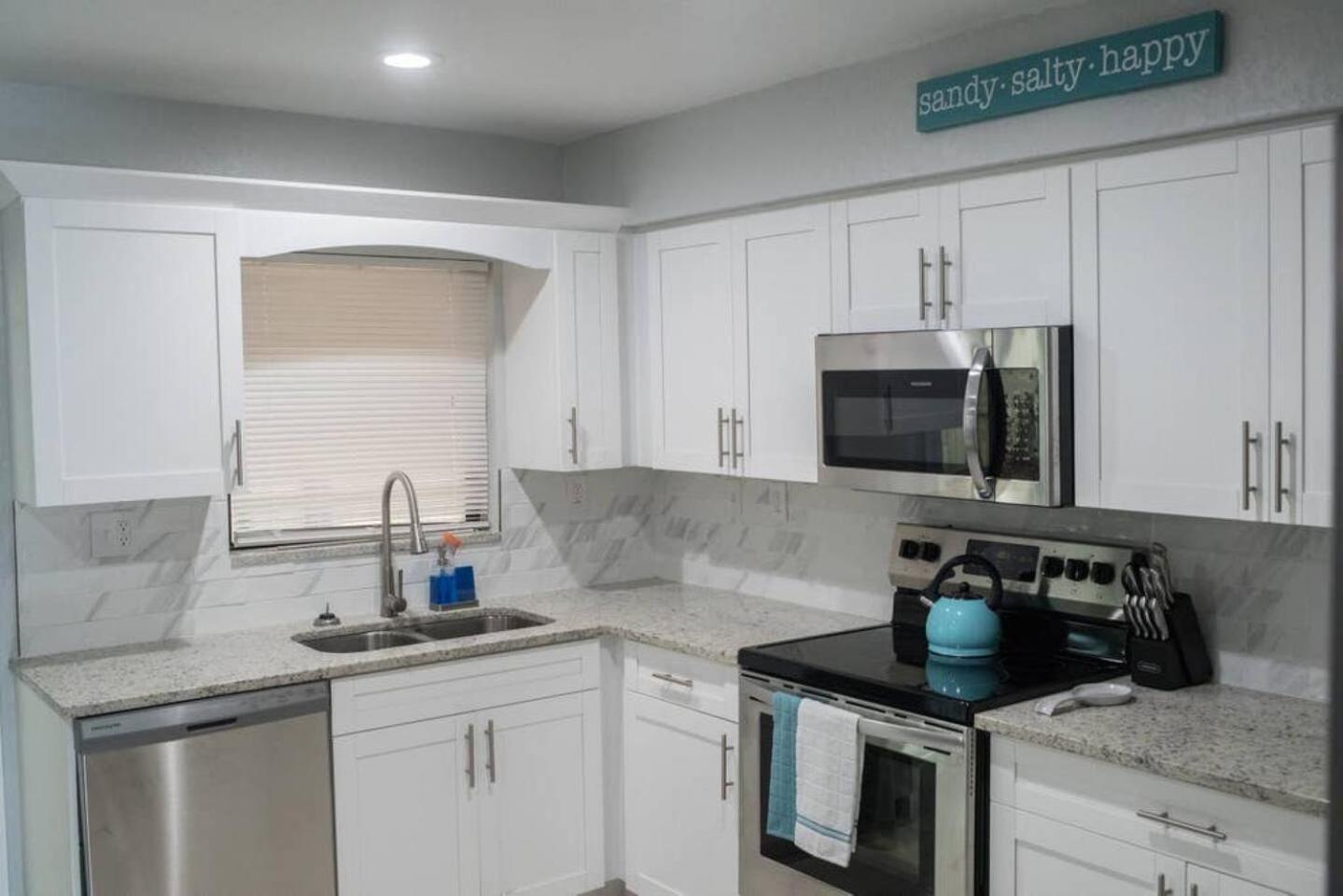 Tampa Vacations - Sunset Oasis - Property Image 3