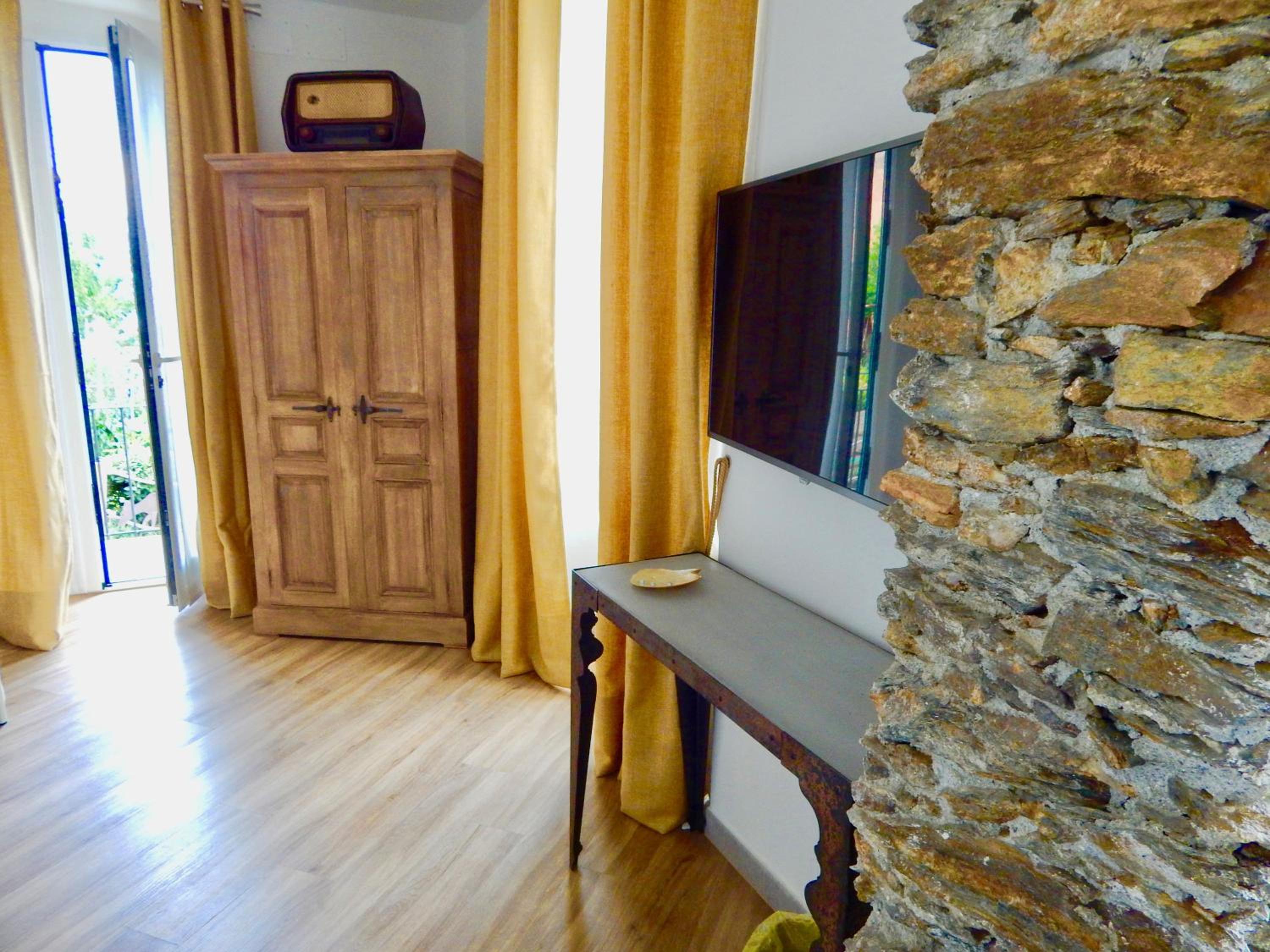 Photo 49